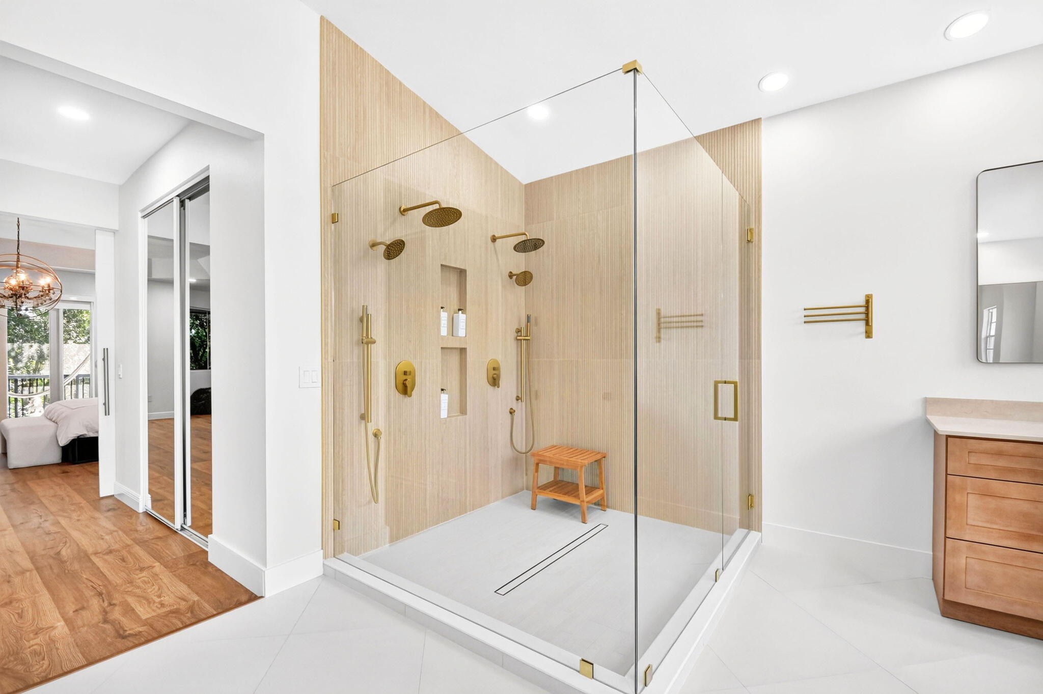 CANYON ISLES - Residential