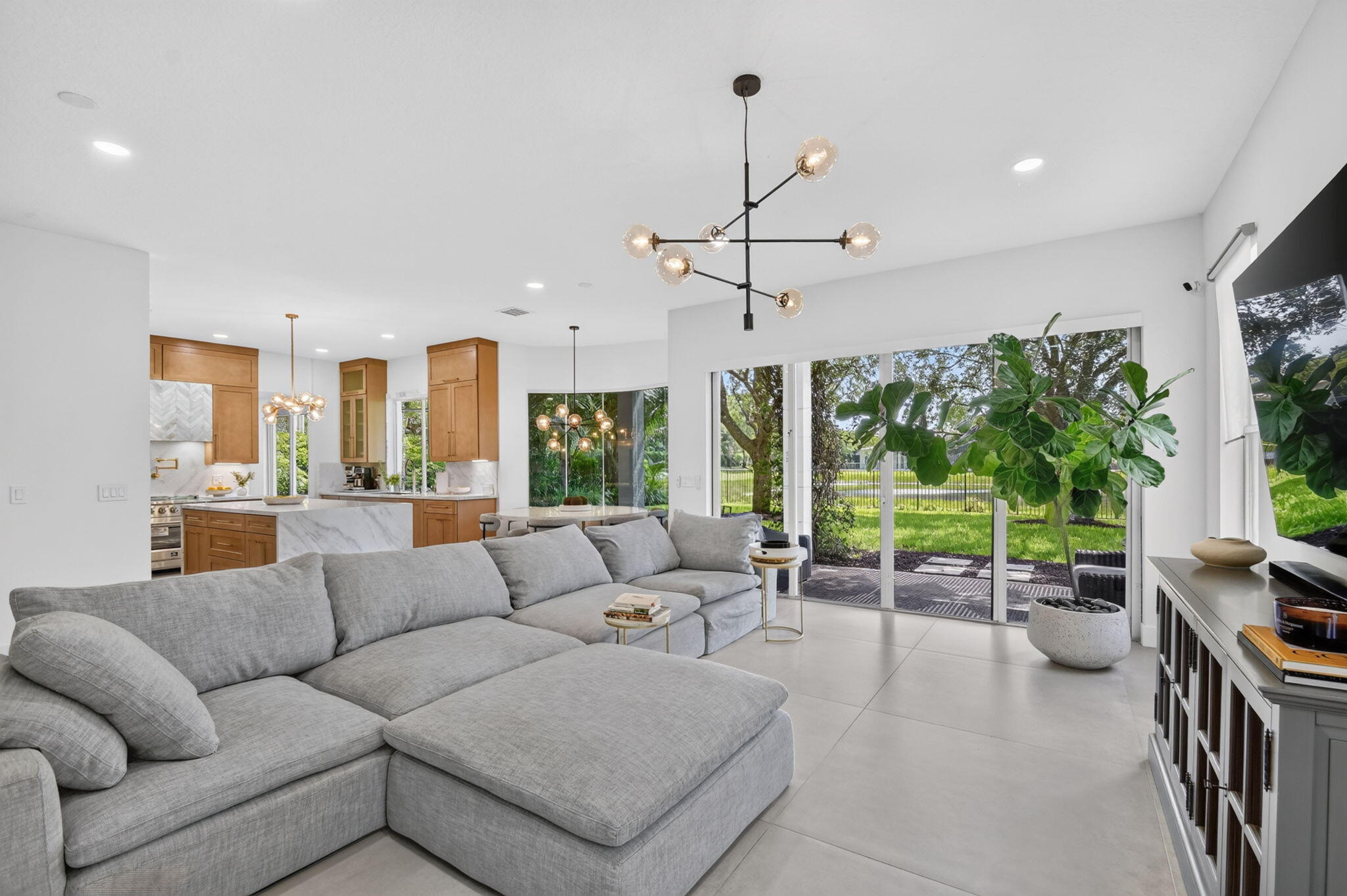 CANYON ISLES - Residential