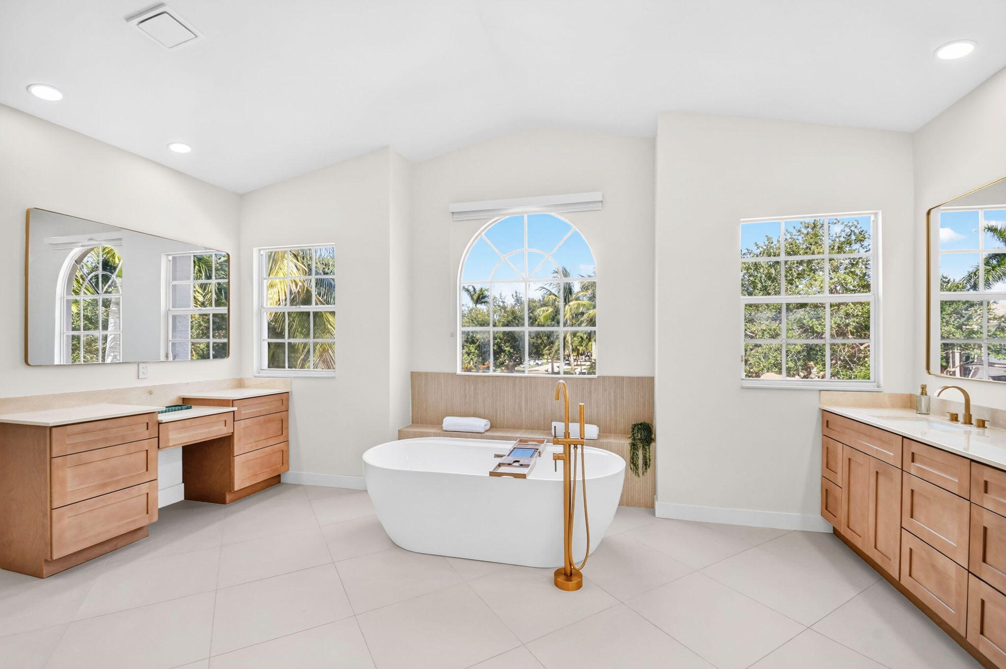 CANYON ISLES - Residential