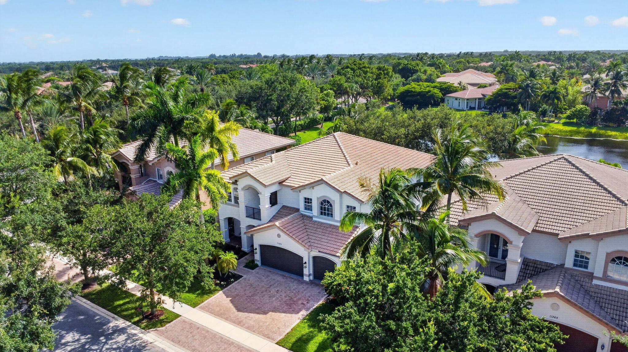 CANYON ISLES - Residential