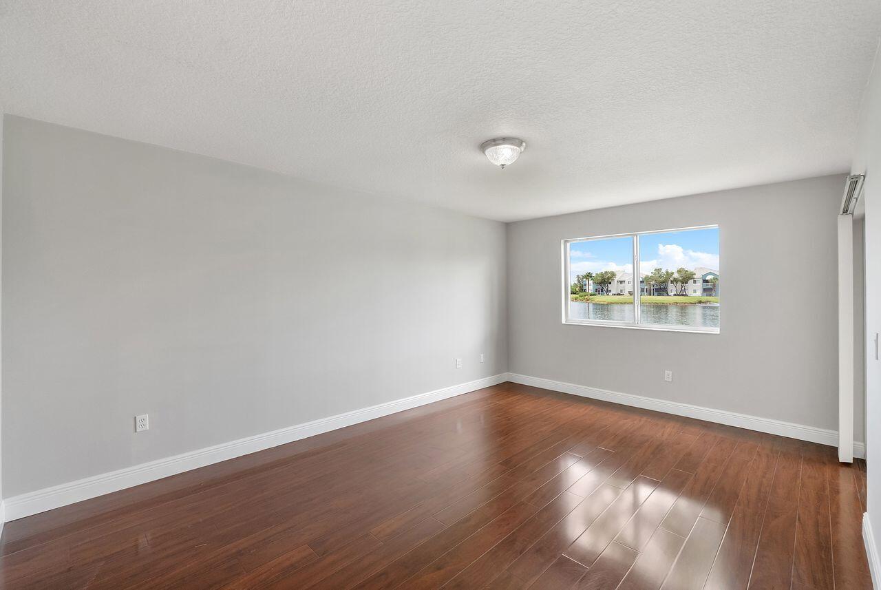 WELDON CONDOMINIUM - Residential