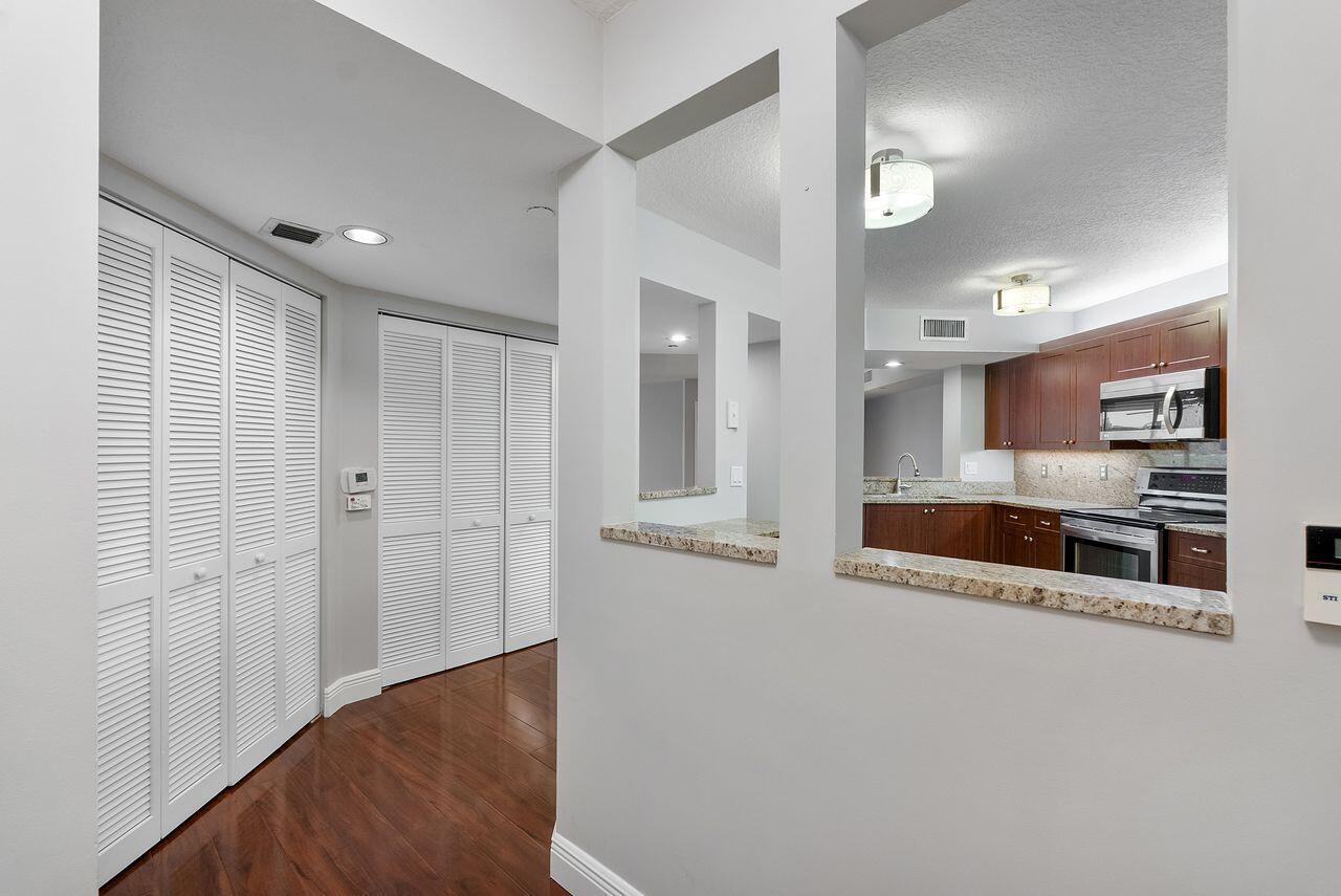 WELDON CONDOMINIUM - Residential