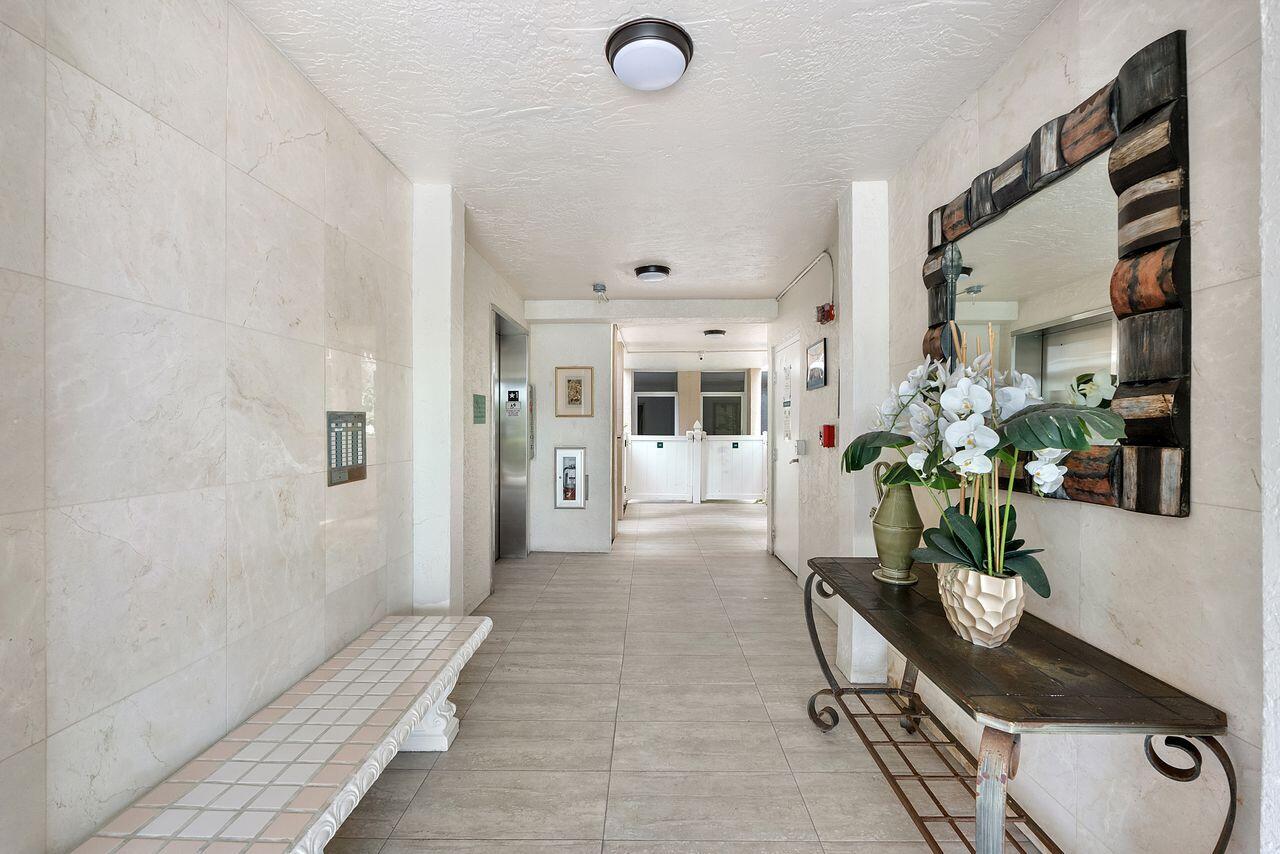 WELDON CONDOMINIUM - Residential
