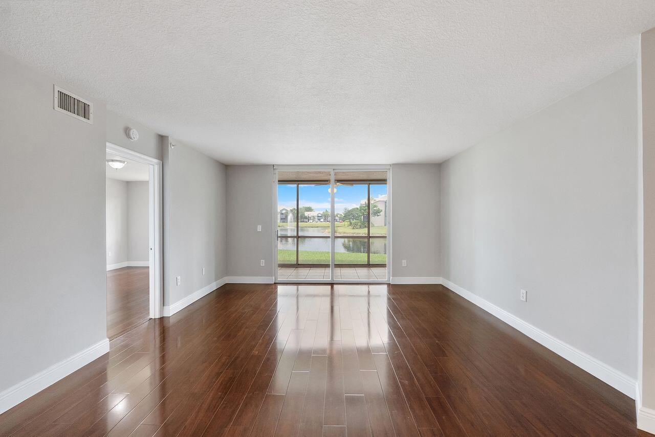 WELDON CONDOMINIUM - Residential