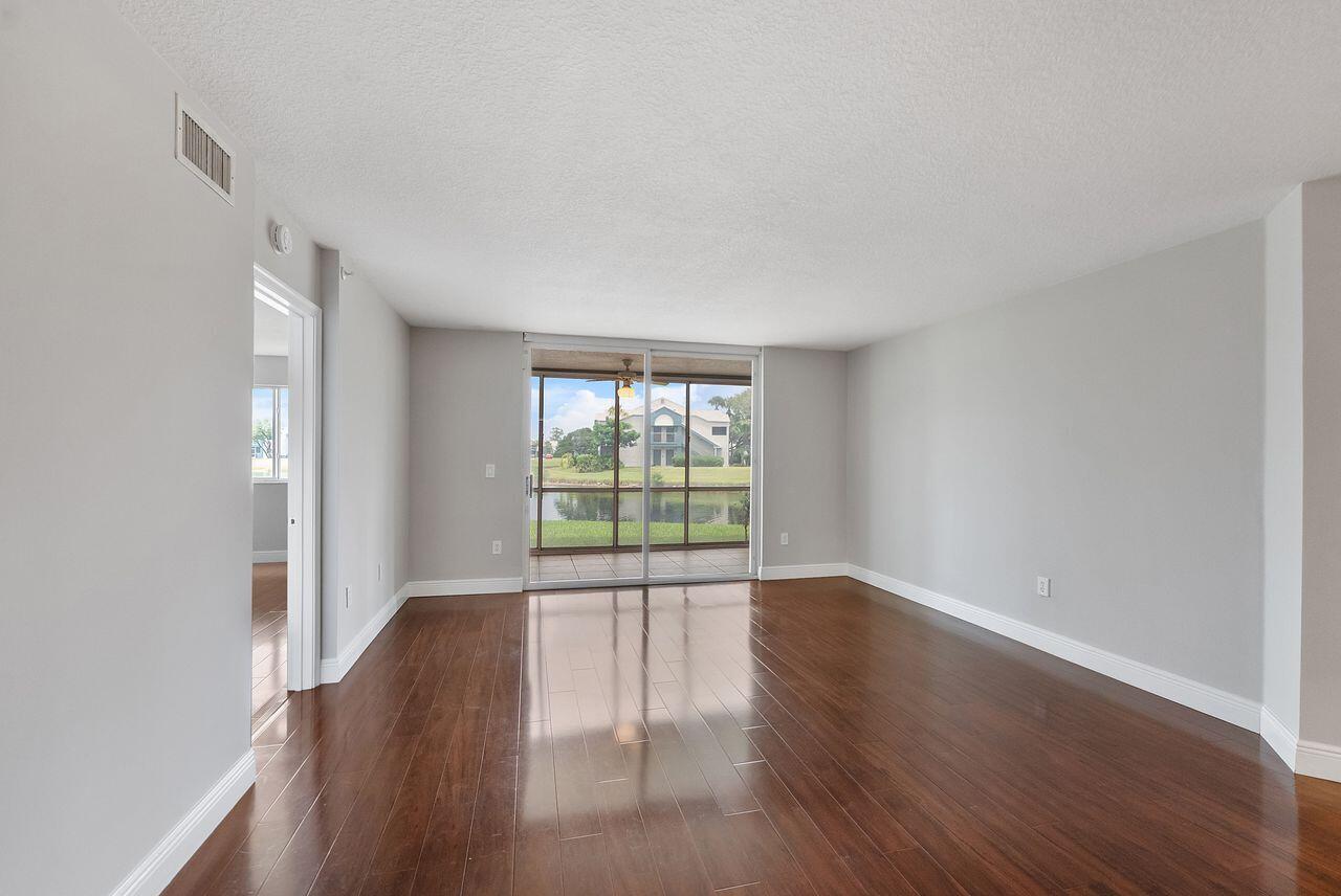 WELDON CONDOMINIUM - Residential