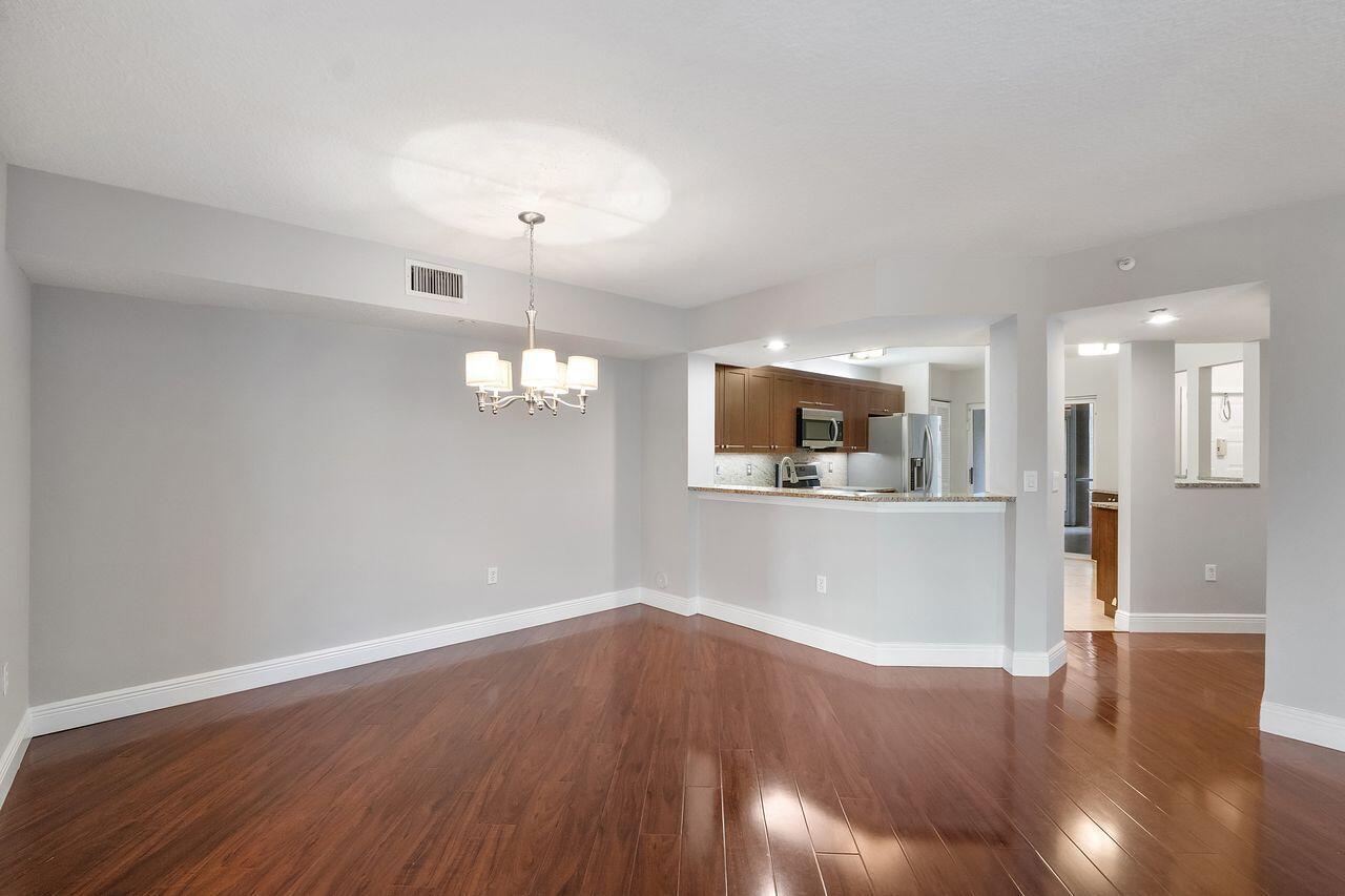 WELDON CONDOMINIUM - Residential