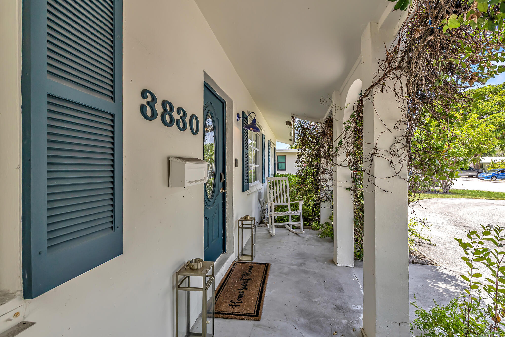 LIGHTHOUSE MANOR - Residential