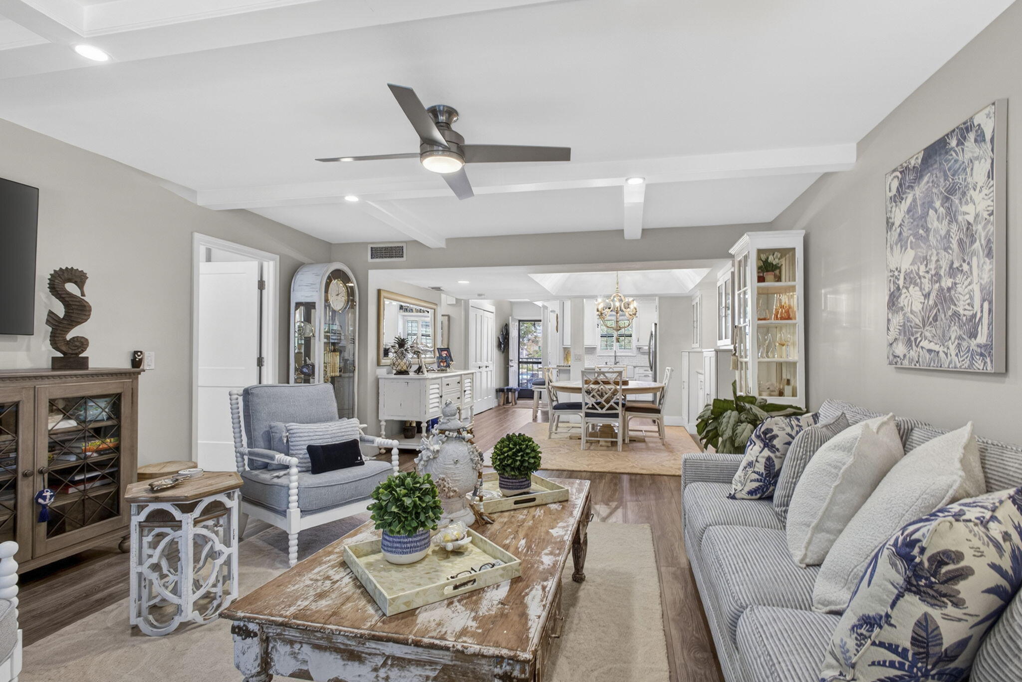 SOUTHWIND CIRCLE CONDO - Residential