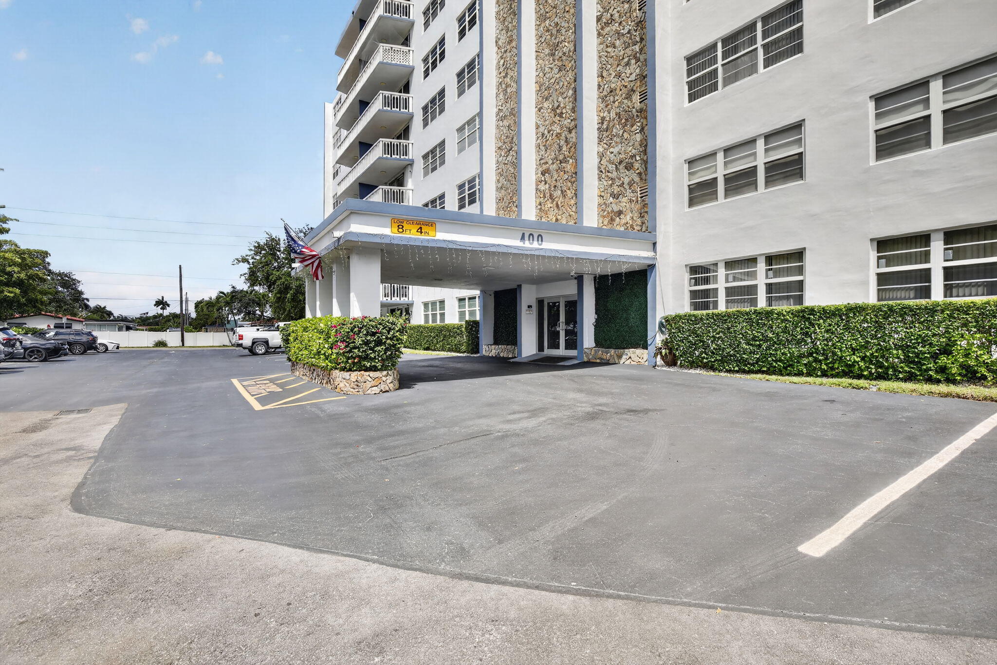 MEADOWBROOK CONDO APTS BLDG 10 - Residential