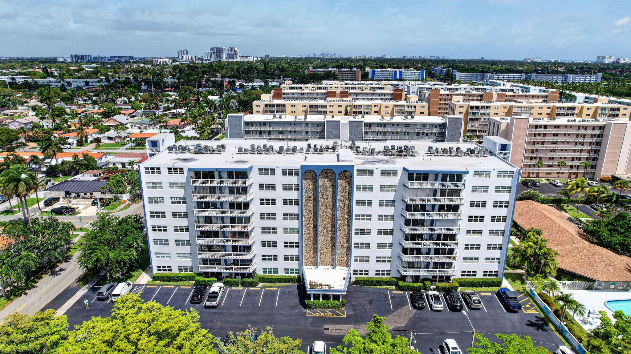 MEADOWBROOK CONDO APTS BLDG 10 - Residential