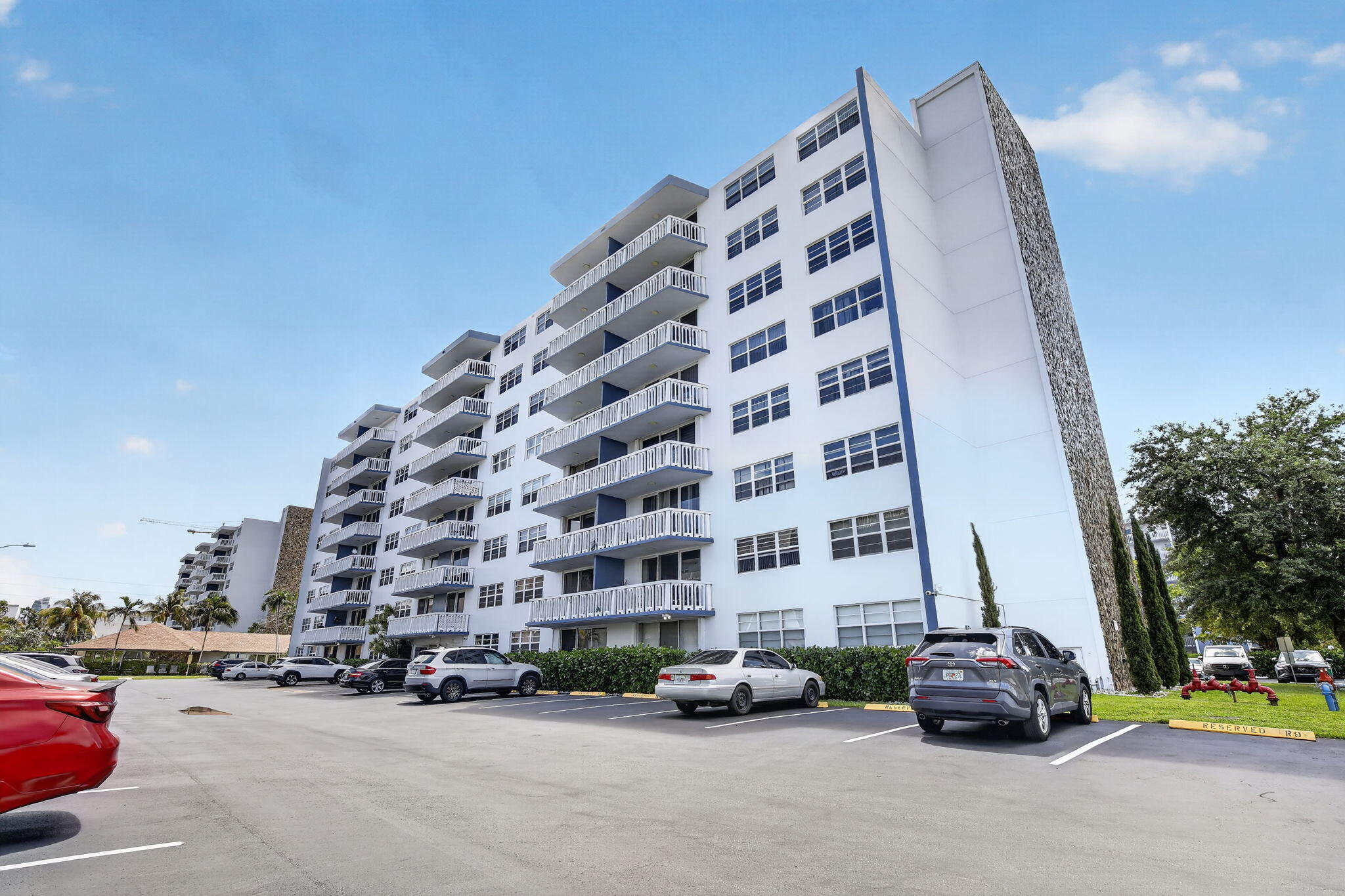 MEADOWBROOK CONDO APTS BLDG 10 - Residential