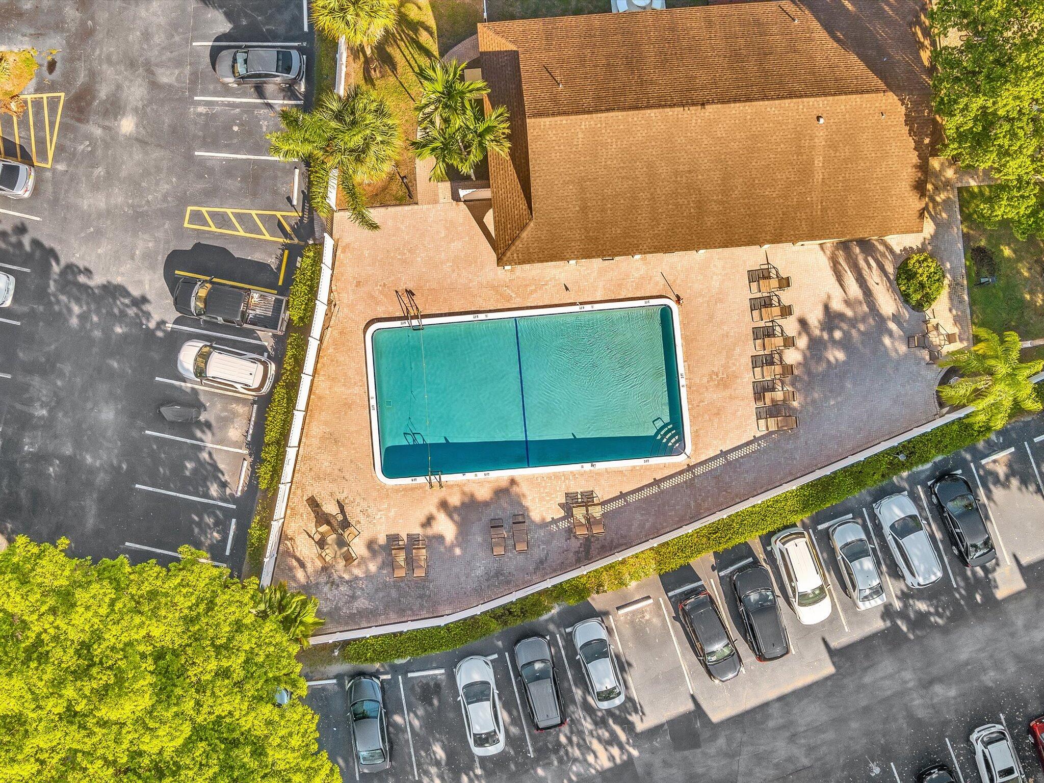 CASA DEL RIO CONDO - Residential Lease