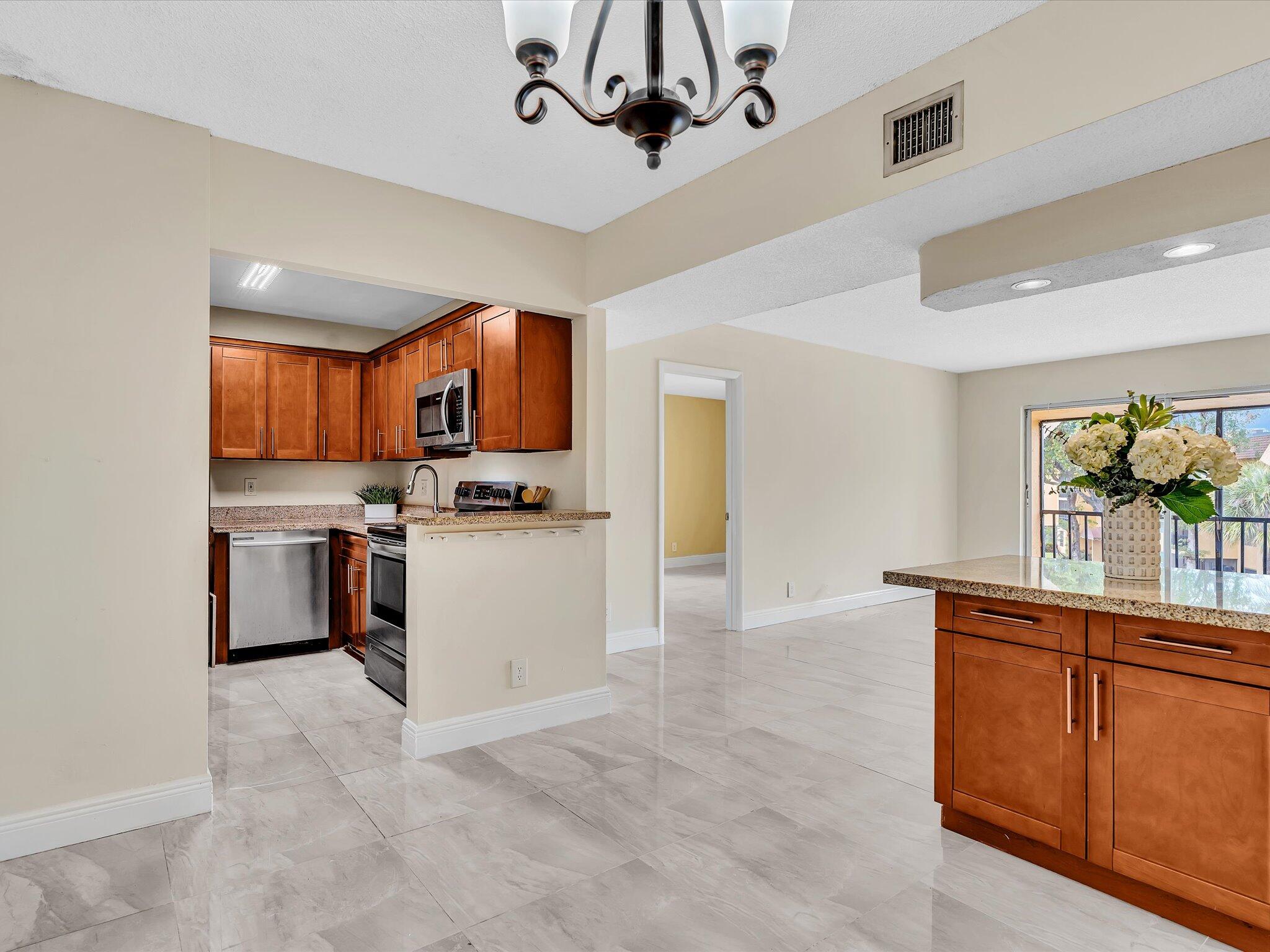 CASA DEL RIO CONDO - Residential Lease