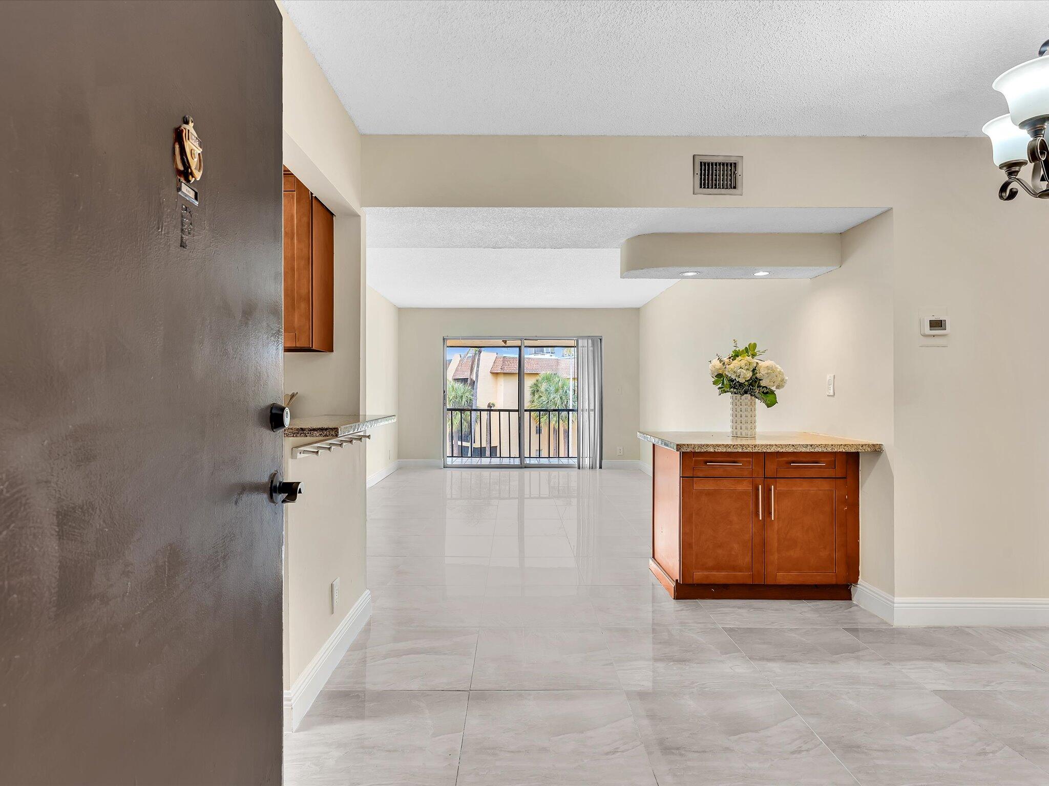 CASA DEL RIO CONDO - Residential Lease