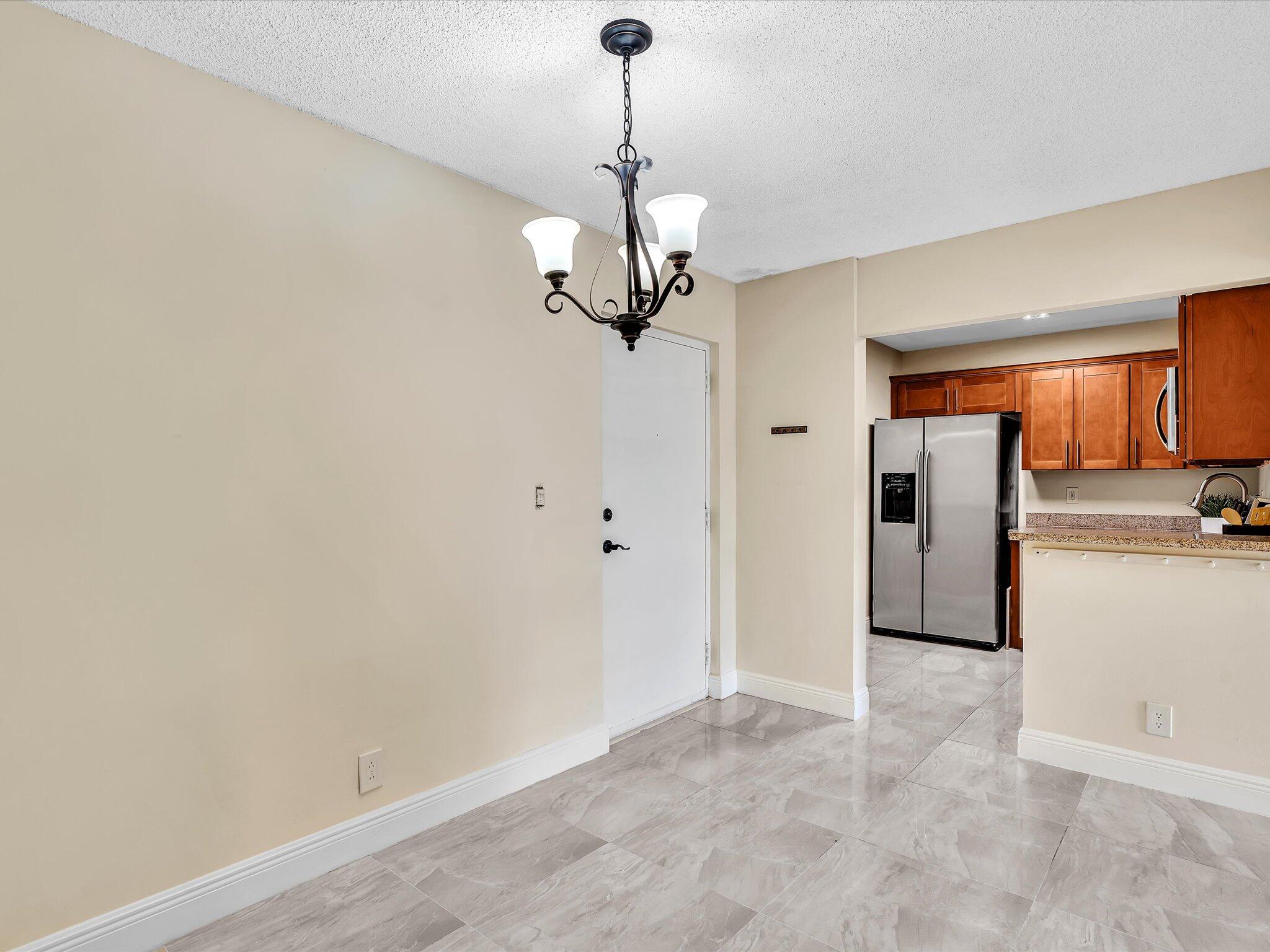 CASA DEL RIO CONDO - Residential Lease