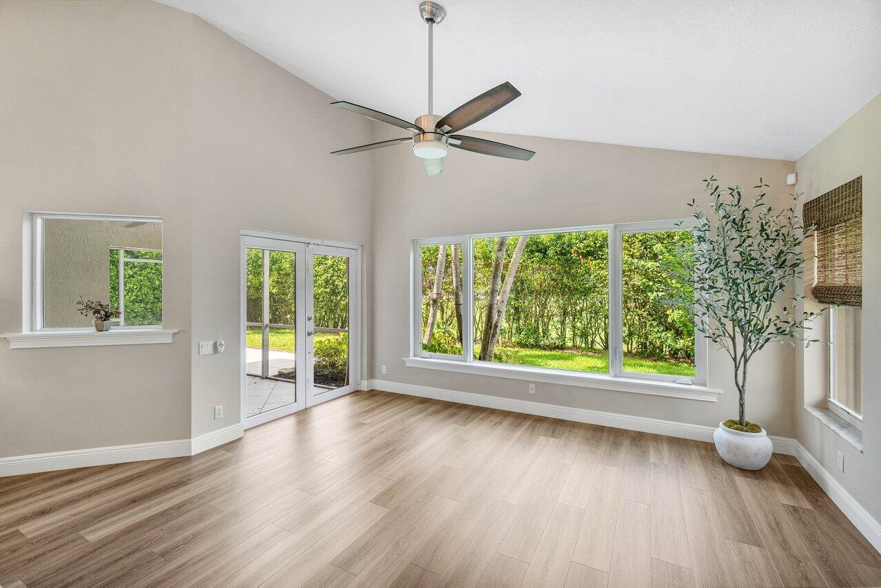 GOLF COLONY - Residential
