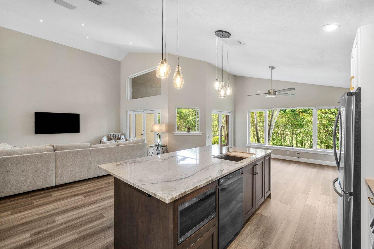 GOLF COLONY - Residential