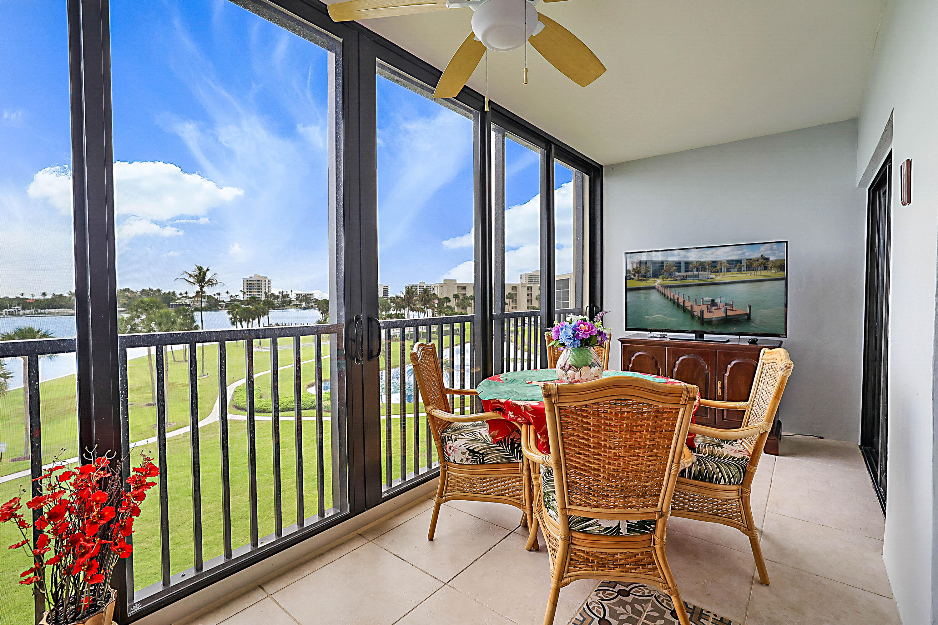 BROADVIEW CONDO - Residential