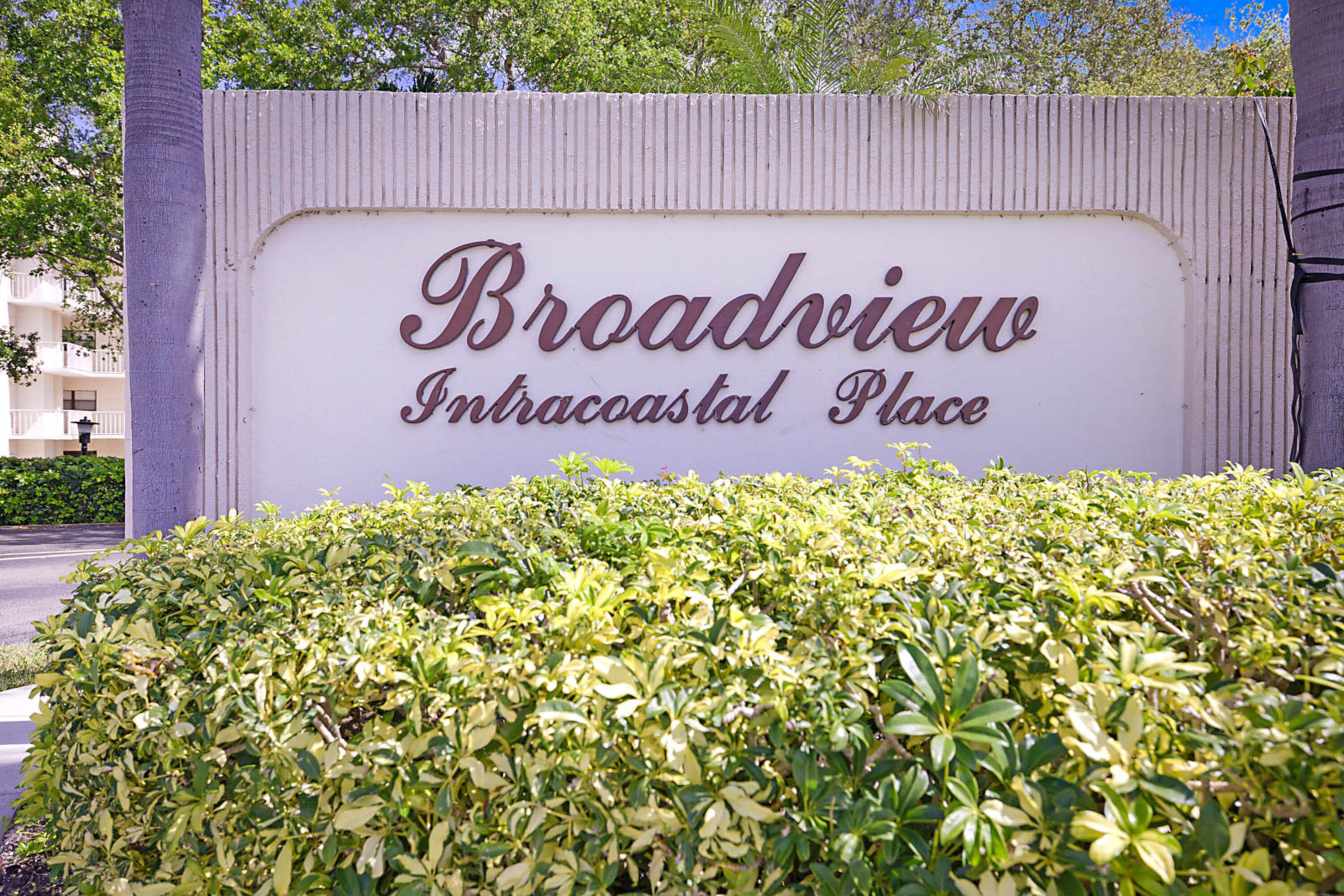 BROADVIEW CONDO - Residential