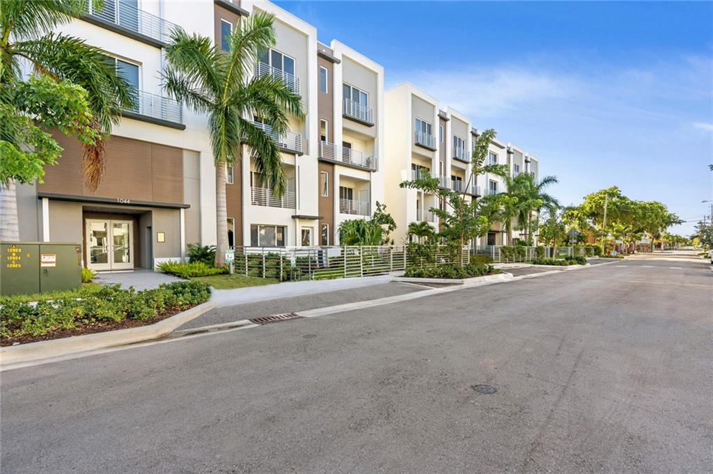 Galleria Lofts - Residential Income