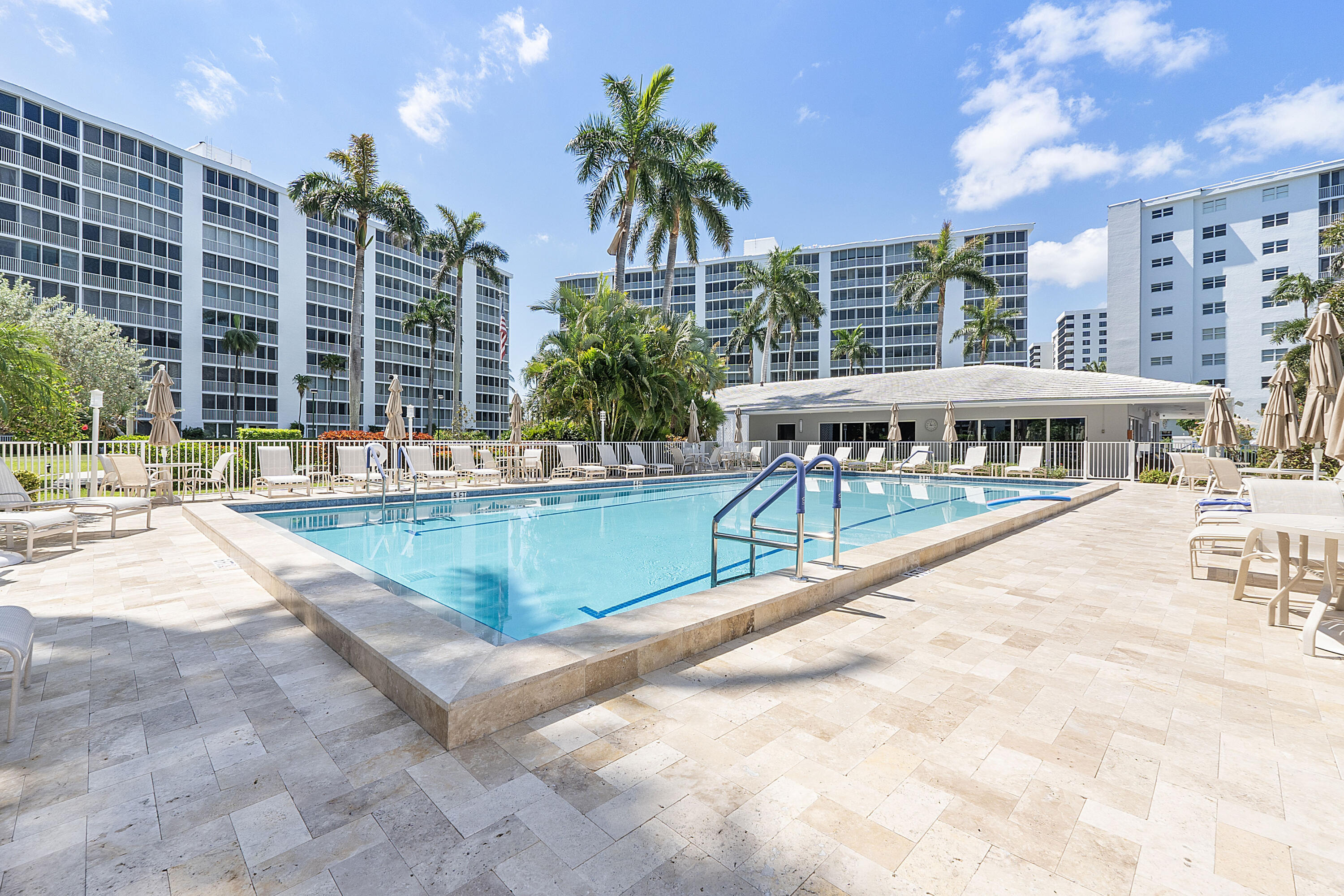 SEAGATE OF HIGHLAND CONDO - Residential