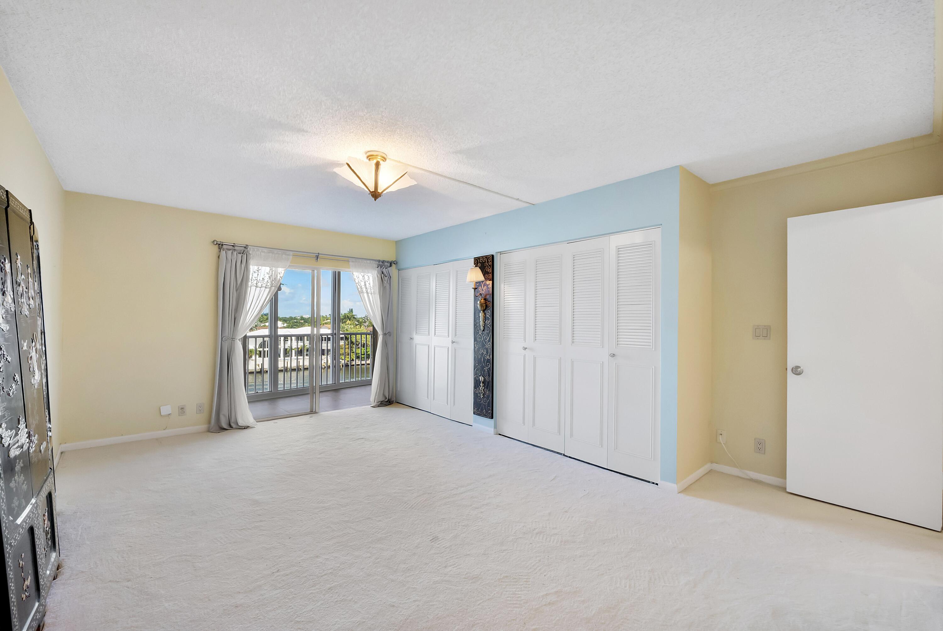 SEAGATE OF HIGHLAND CONDO - Residential