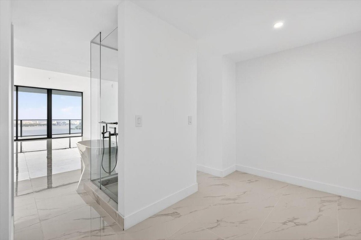 Aria Reserve Miami - Residential