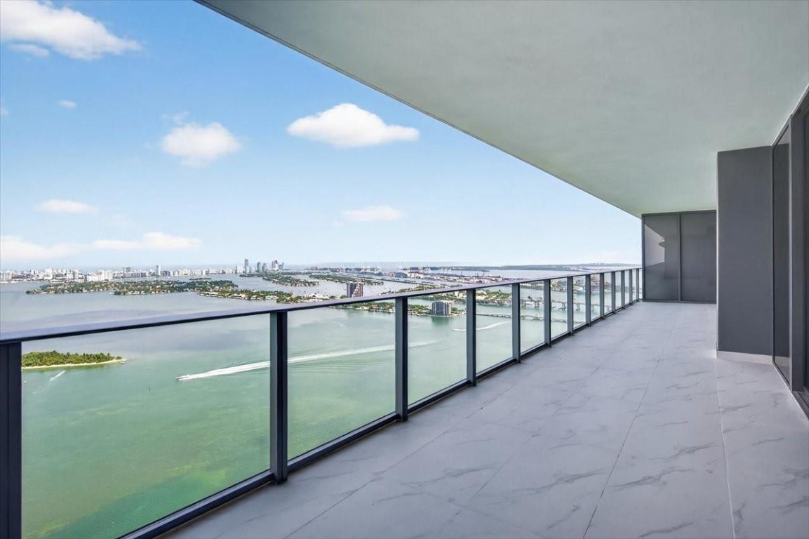 Aria Reserve Miami - Residential