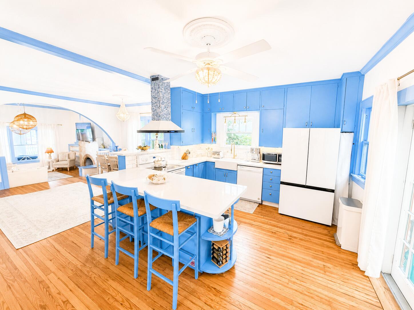 LAS OLAS PARK CORR PLAT - Residential Lease