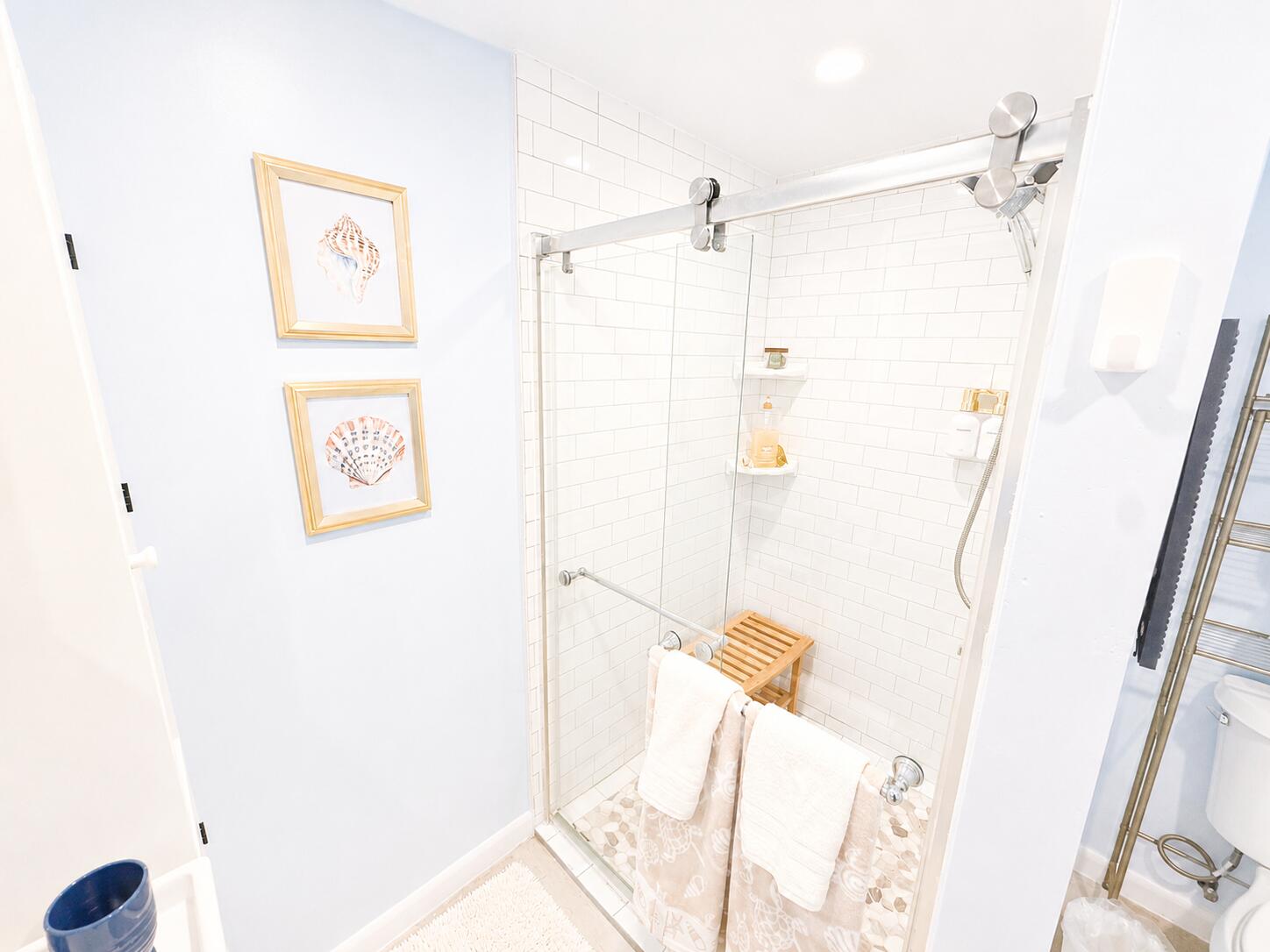 LAS OLAS PARK CORR PLAT - Residential Lease