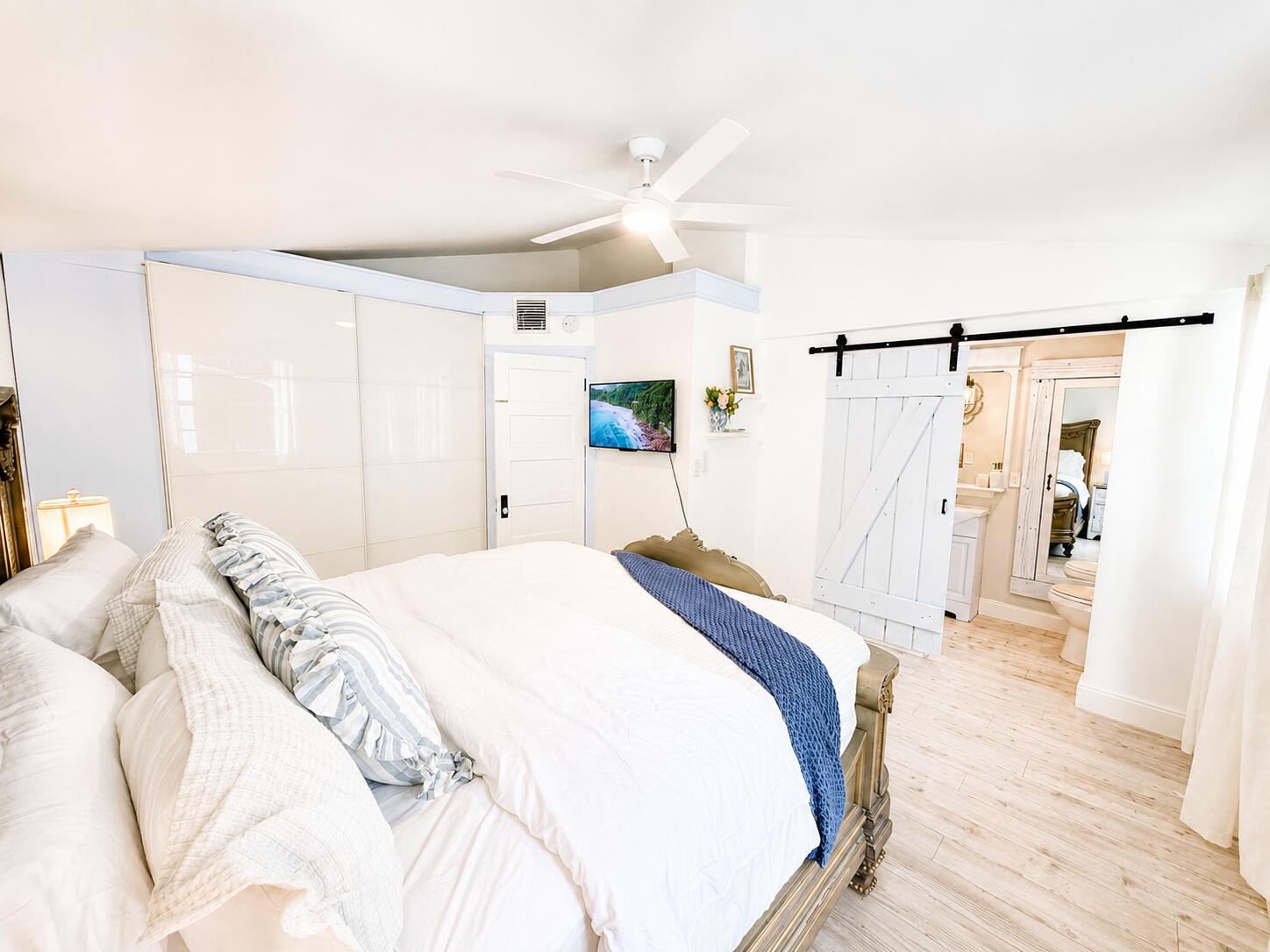 LAS OLAS PARK CORR PLAT - Residential Lease