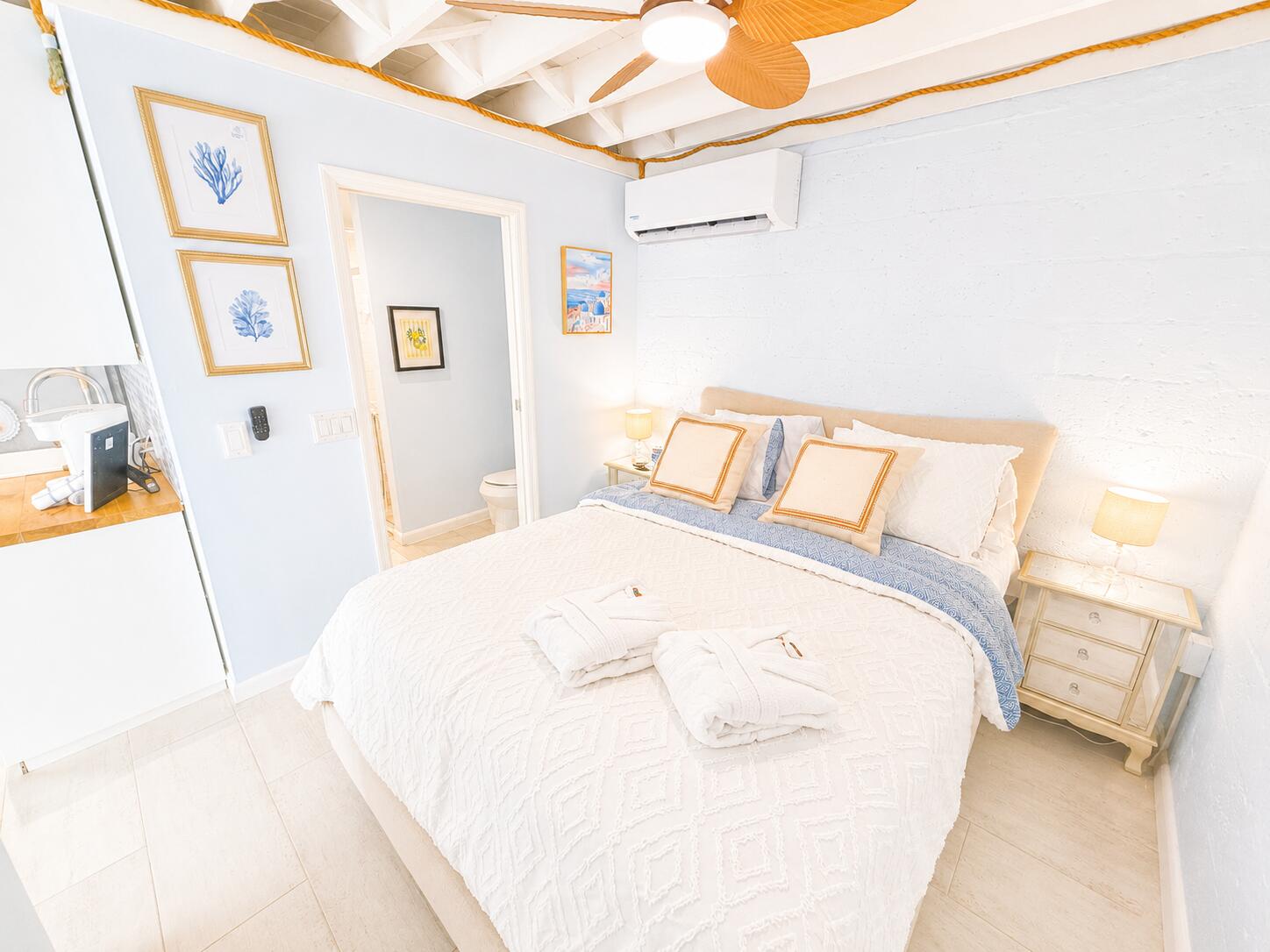 LAS OLAS PARK CORR PLAT - Residential Lease