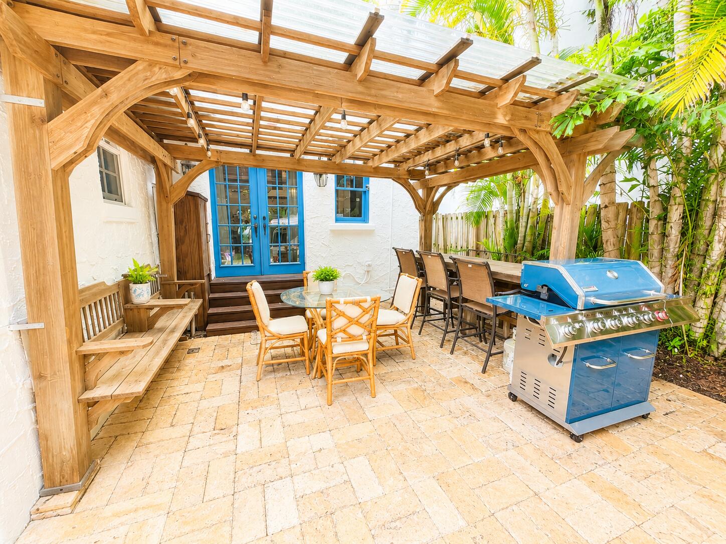 LAS OLAS PARK CORR PLAT - Residential Lease