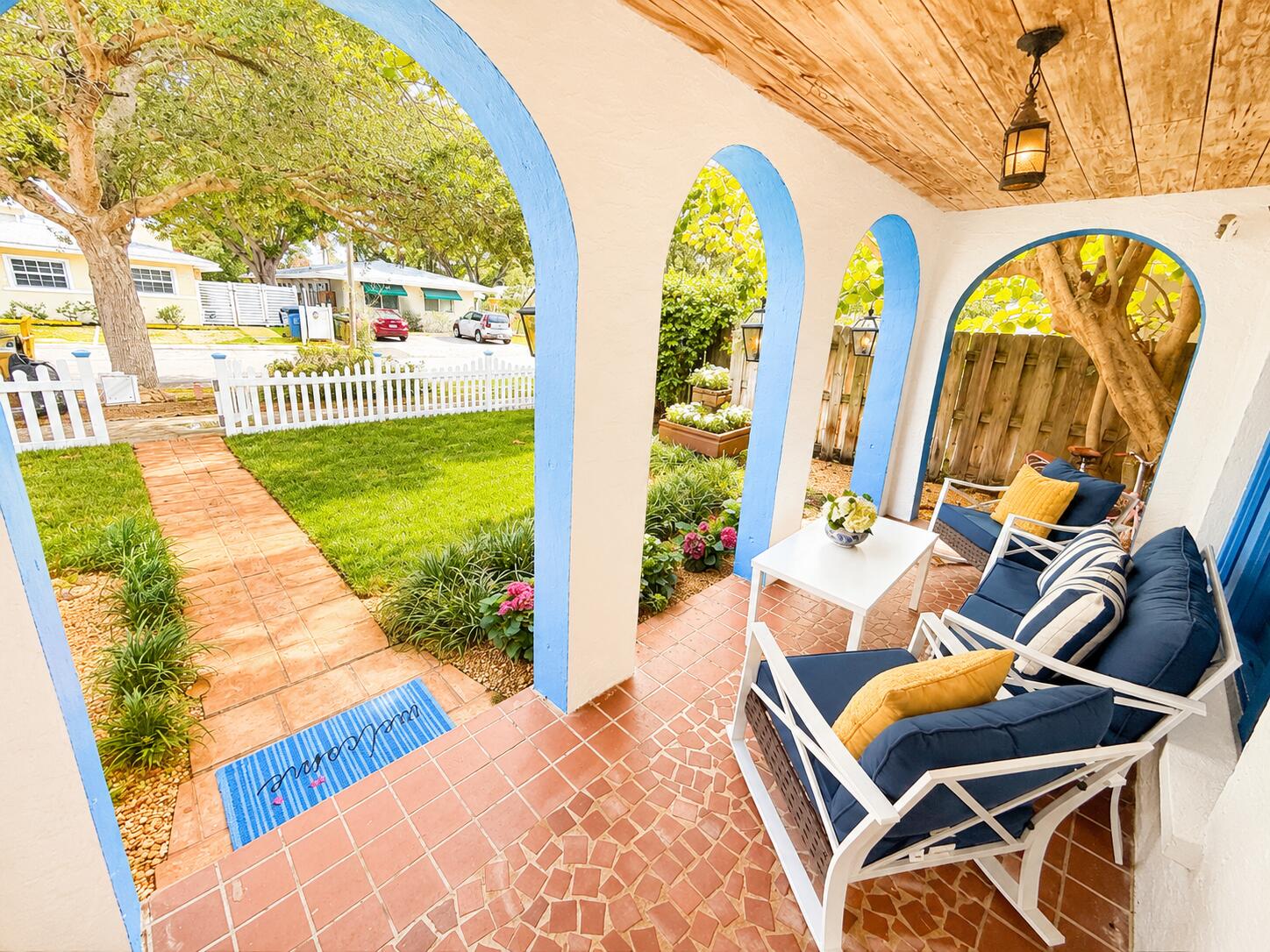 LAS OLAS PARK CORR PLAT - Residential Lease