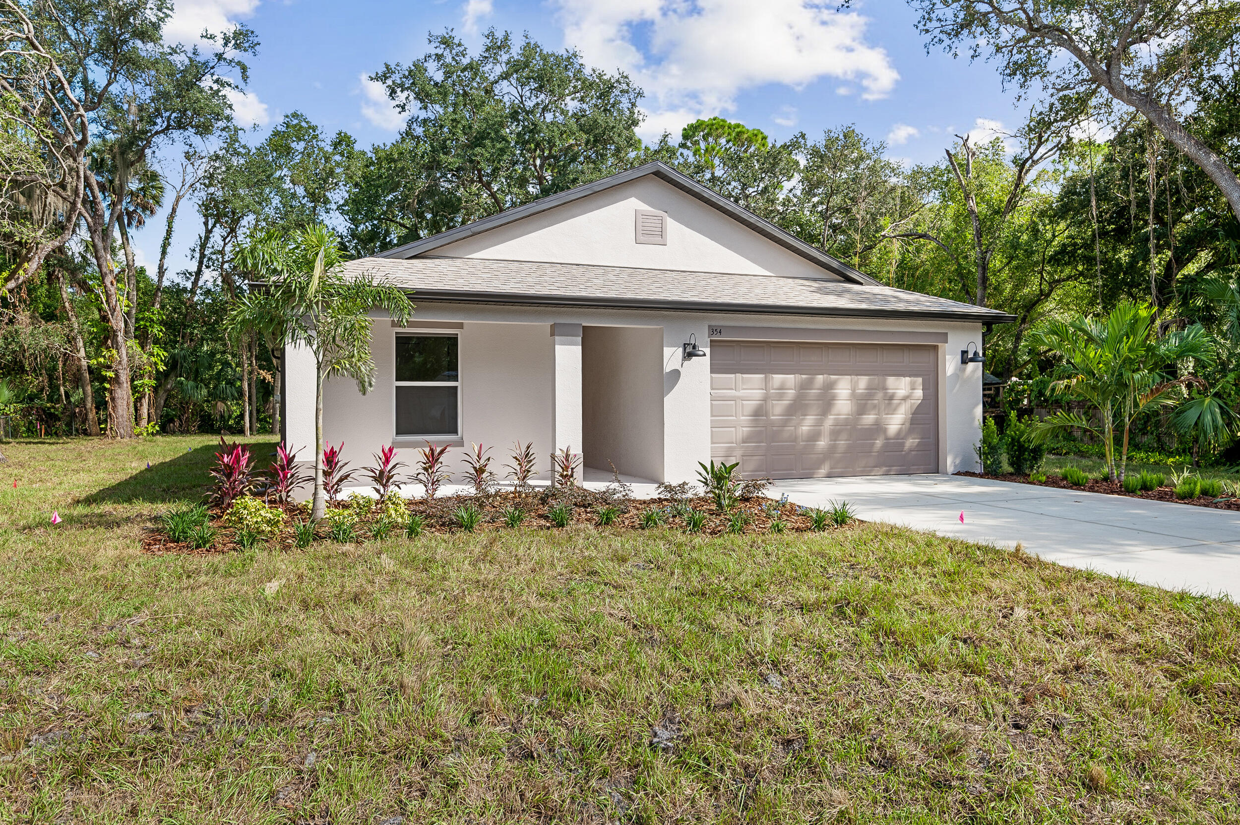 EUREKA HAMMOCK - Residential