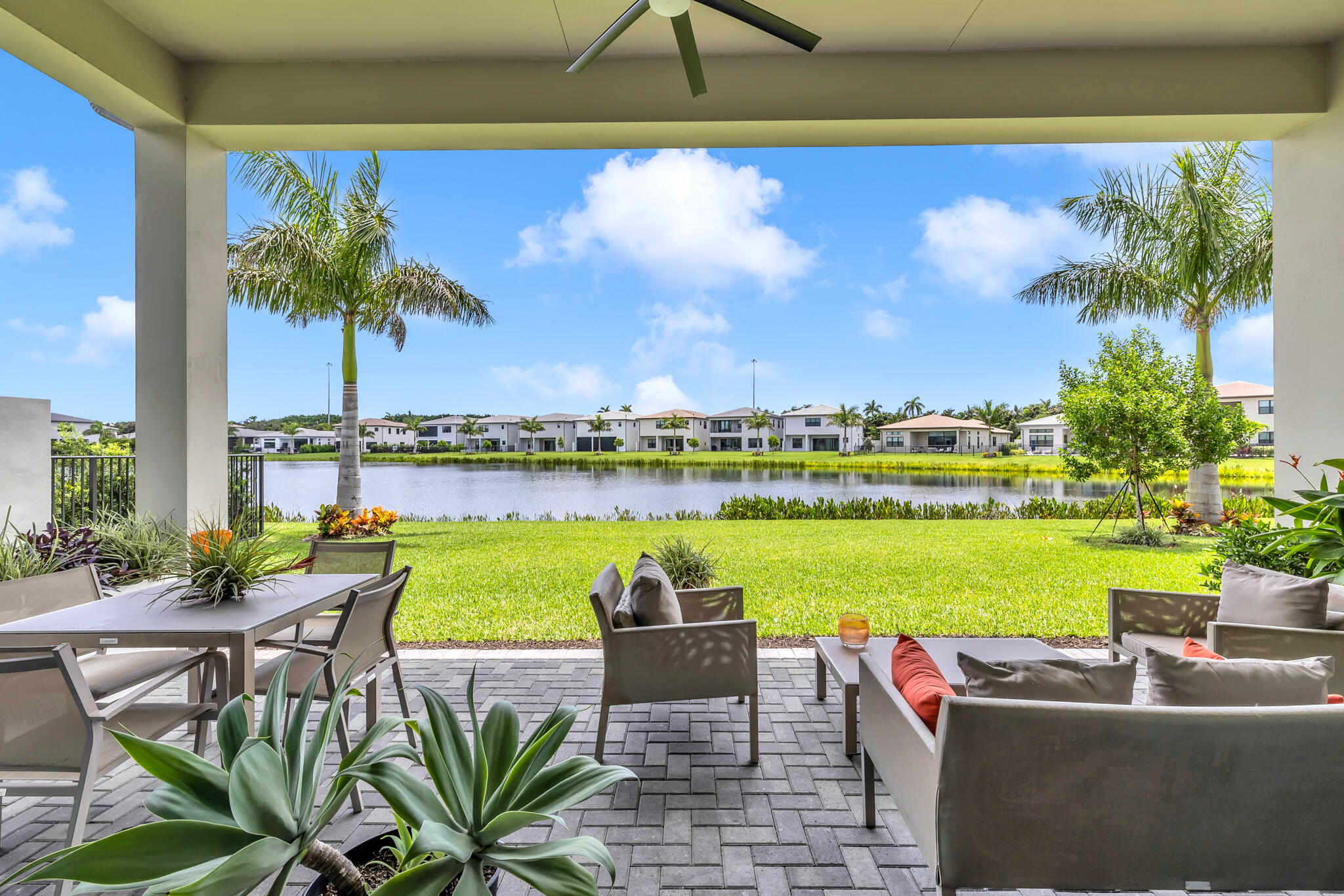 BOCA RATON GOLF COURSE PUD - Residential