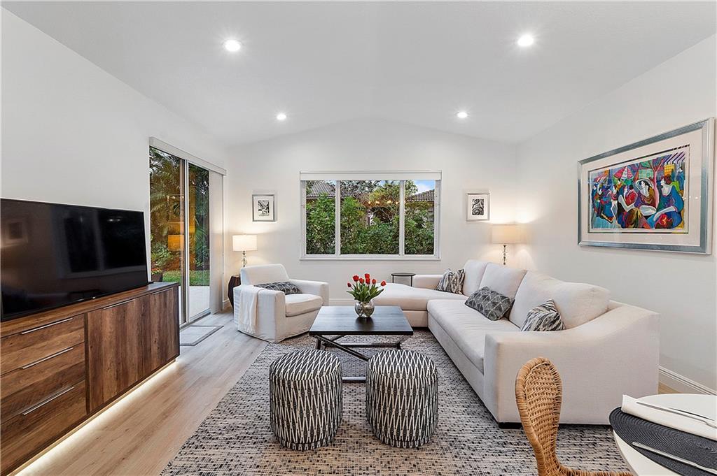 HERON BAY - THE FAIRWAYS - Residential