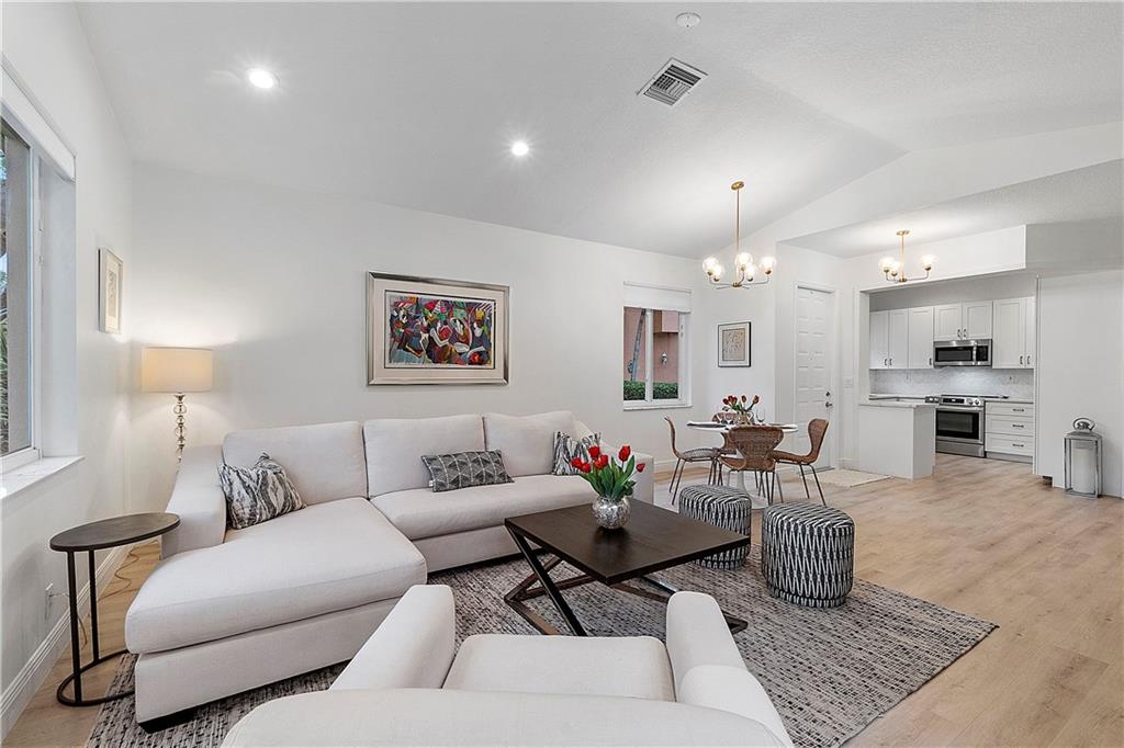 HERON BAY - THE FAIRWAYS - Residential