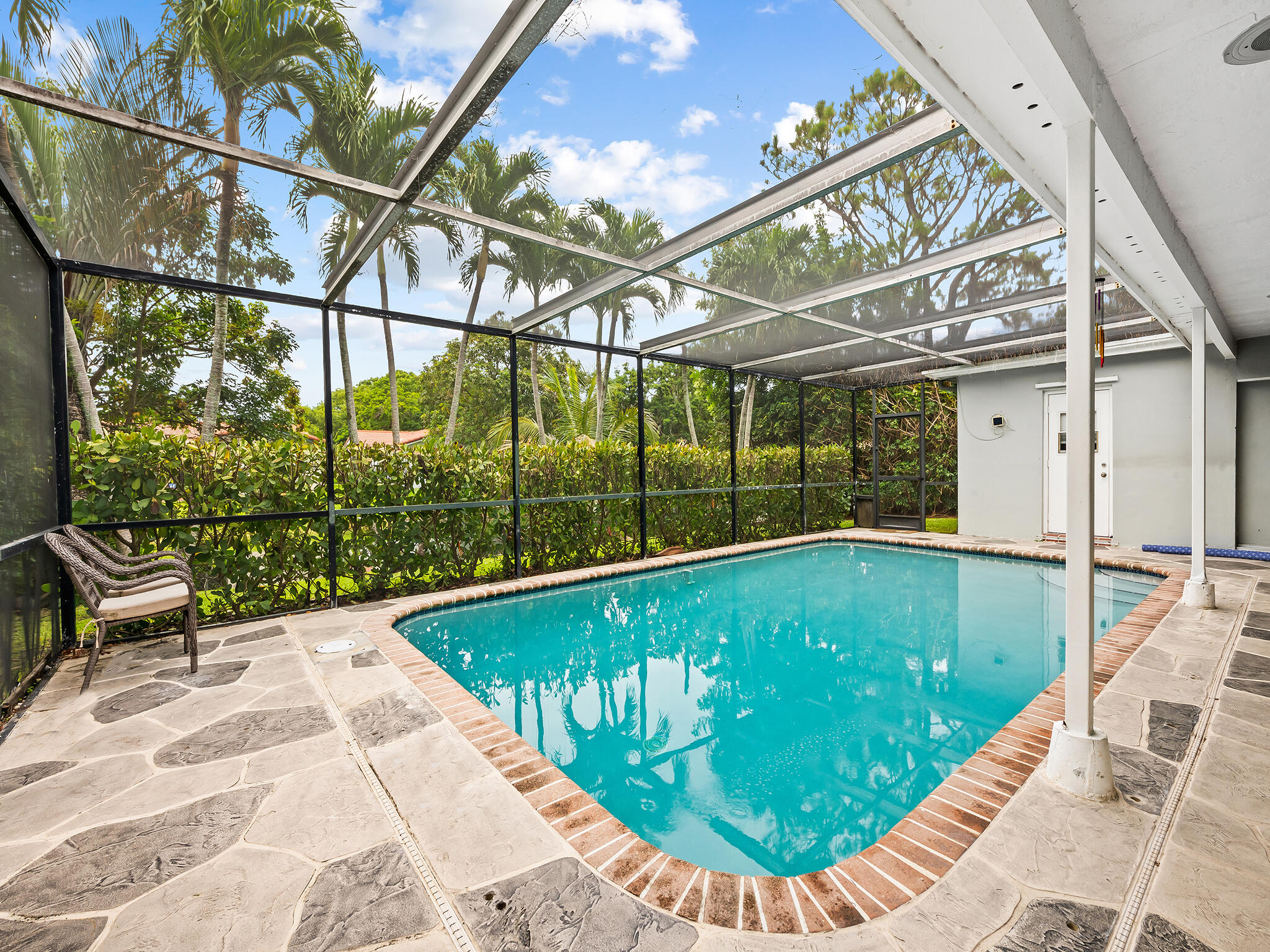 NOB HILL ESTATES 1 SEC - Residential Lease