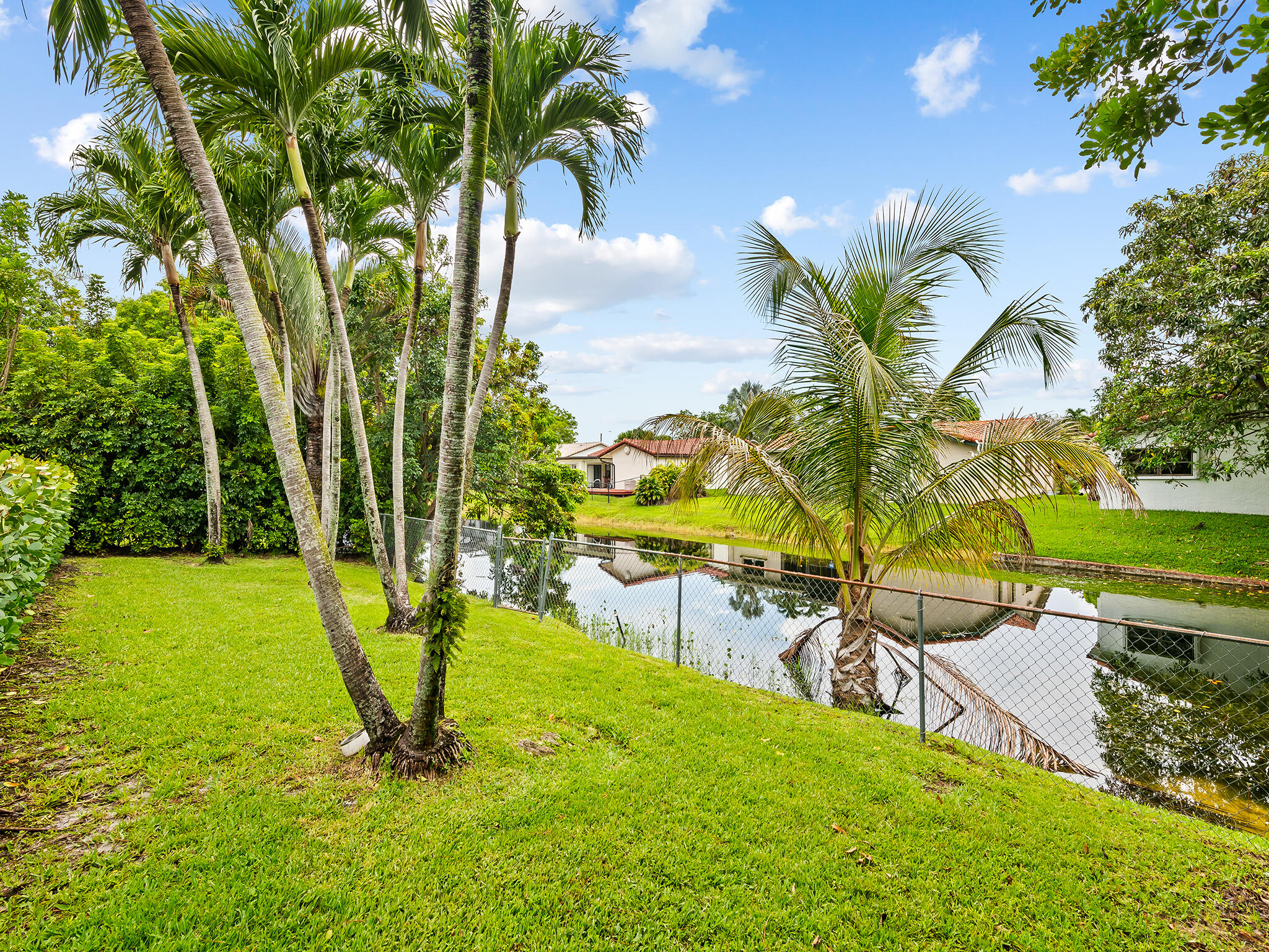 NOB HILL ESTATES 1 SEC - Residential Lease