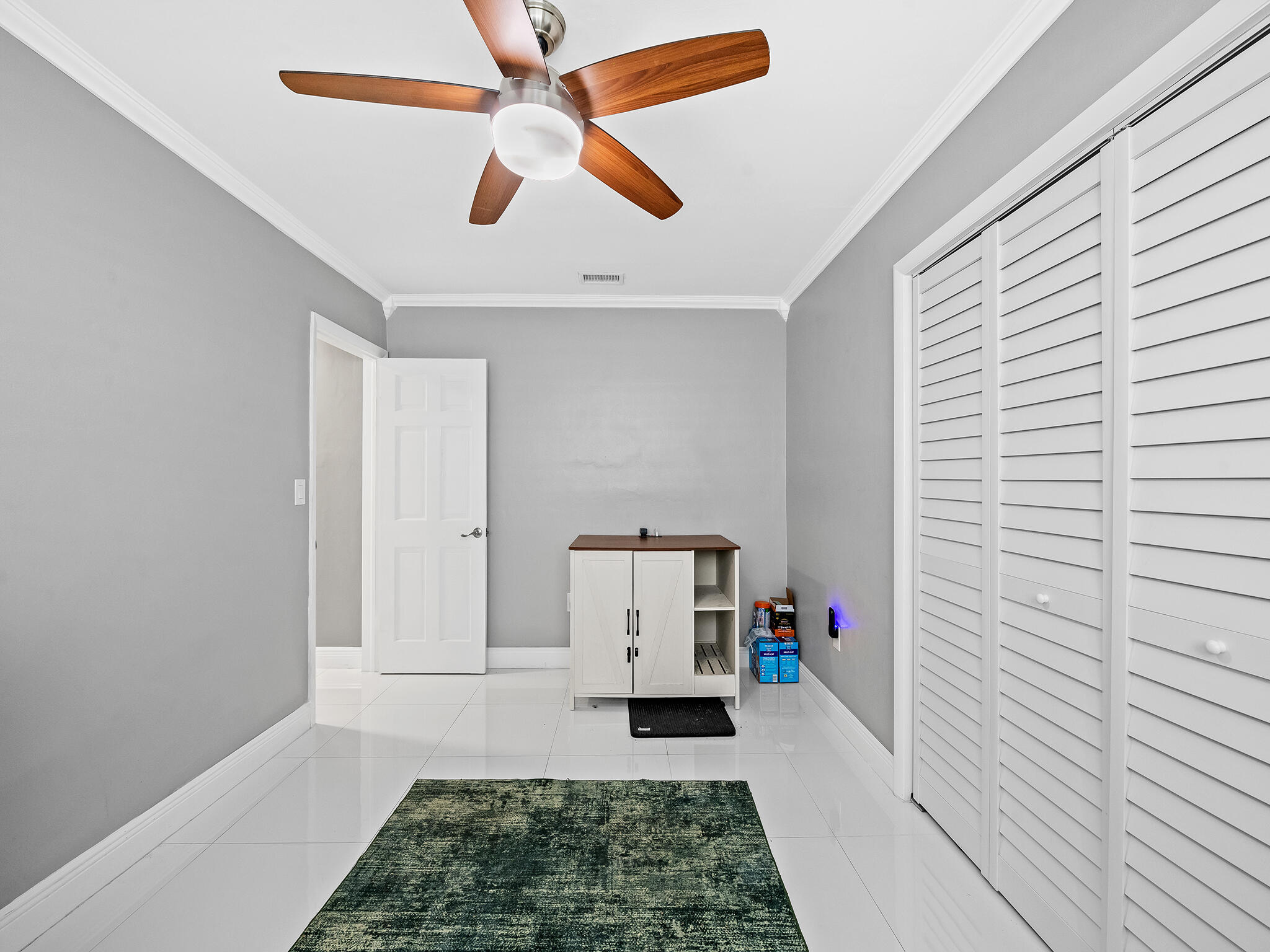 NOB HILL ESTATES 1 SEC - Residential Lease