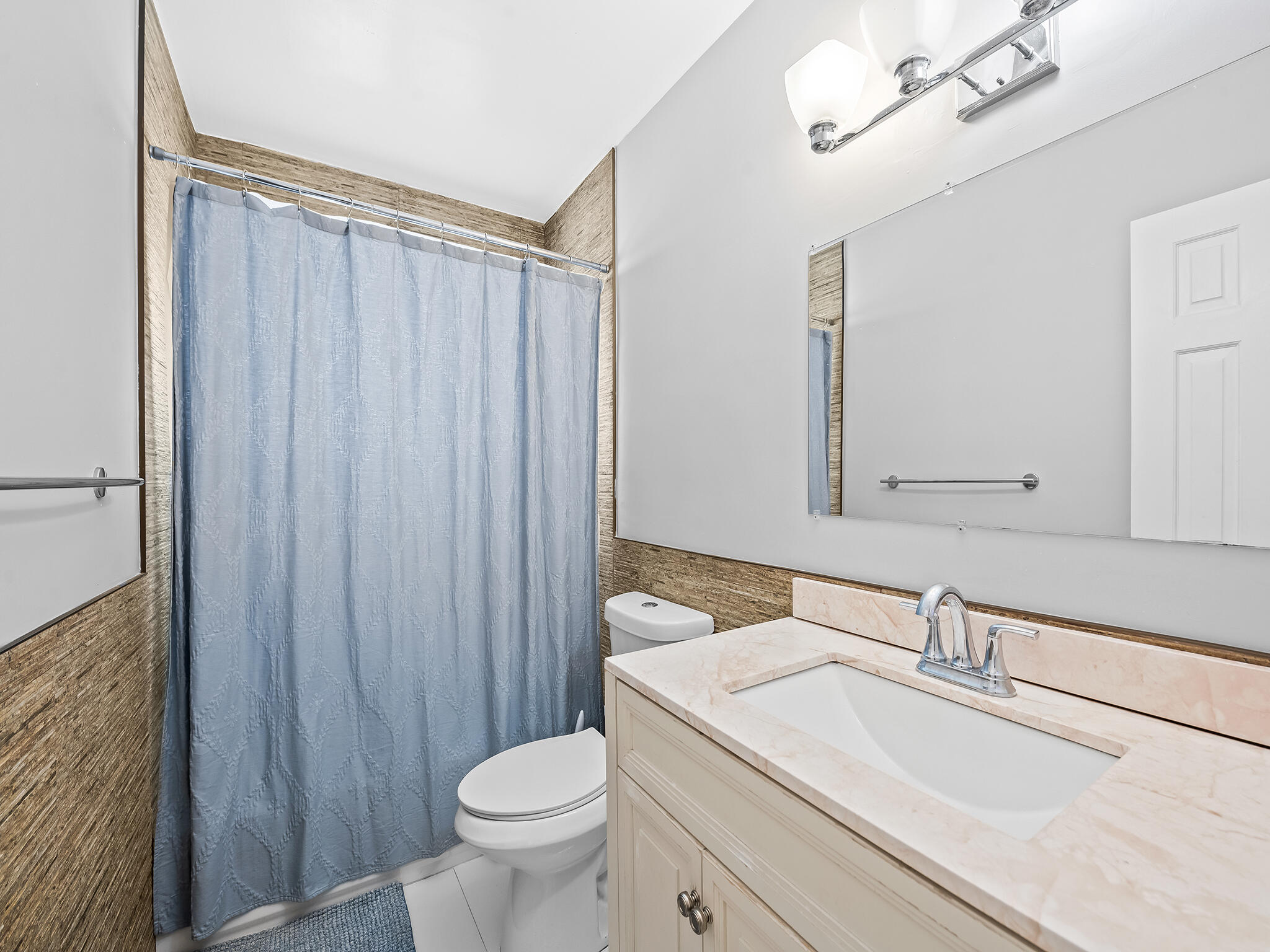 NOB HILL ESTATES 1 SEC - Residential Lease