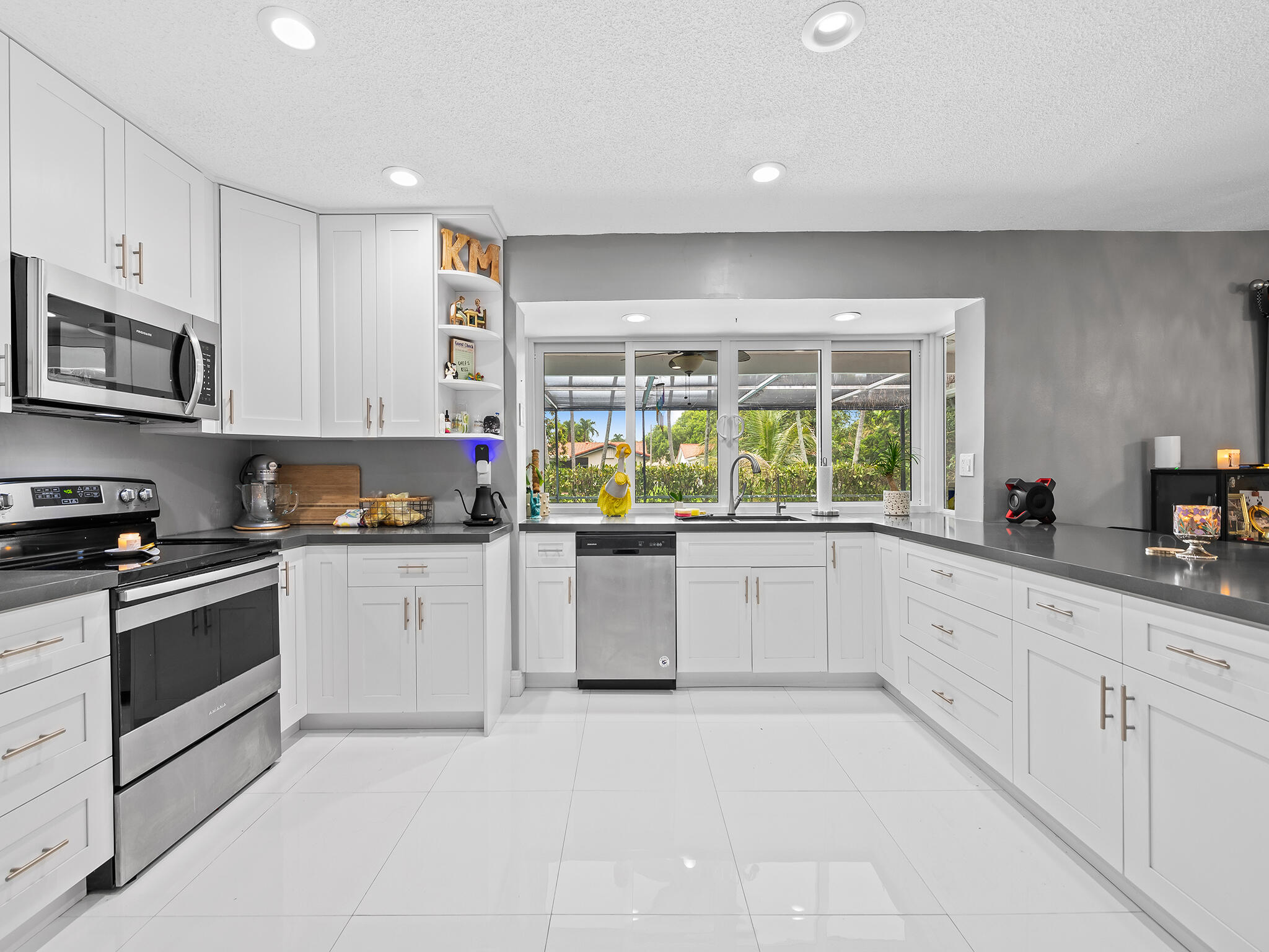 NOB HILL ESTATES 1 SEC - Residential Lease
