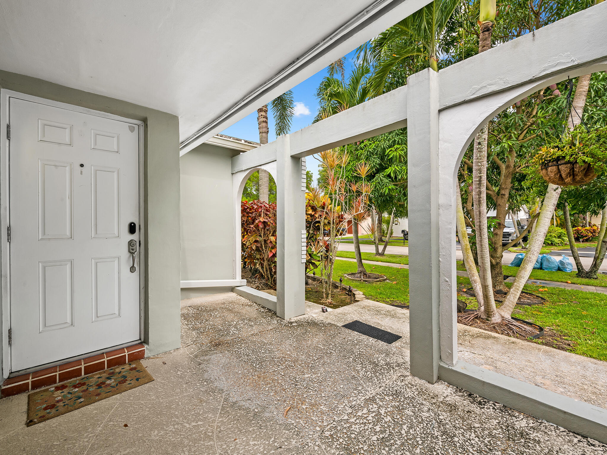 NOB HILL ESTATES 1 SEC - Residential Lease