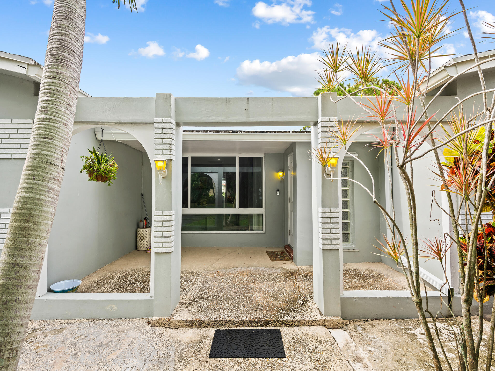 NOB HILL ESTATES 1 SEC - Residential Lease