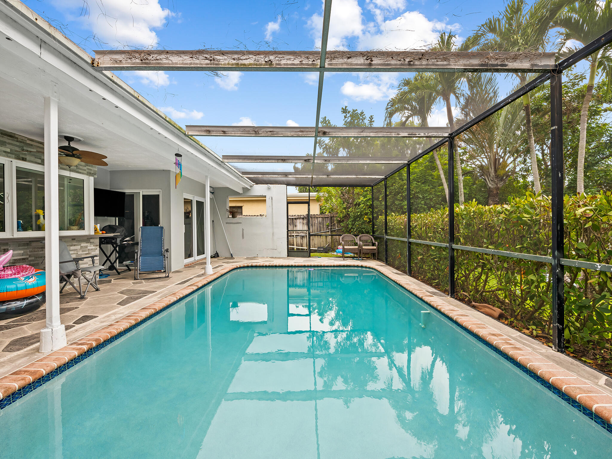 NOB HILL ESTATES 1 SEC - Residential Lease