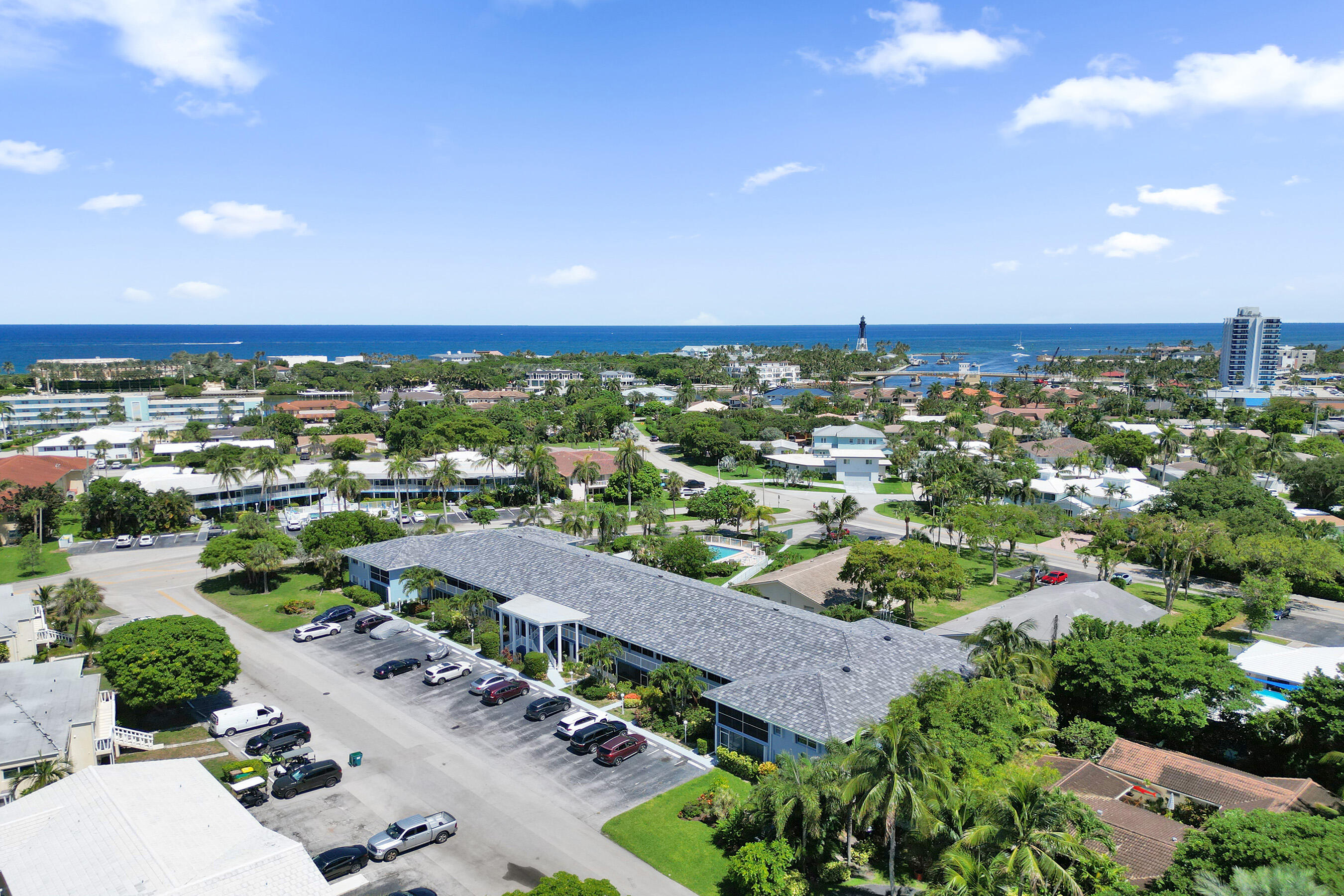 YACHT VIEW CONDO - Residential