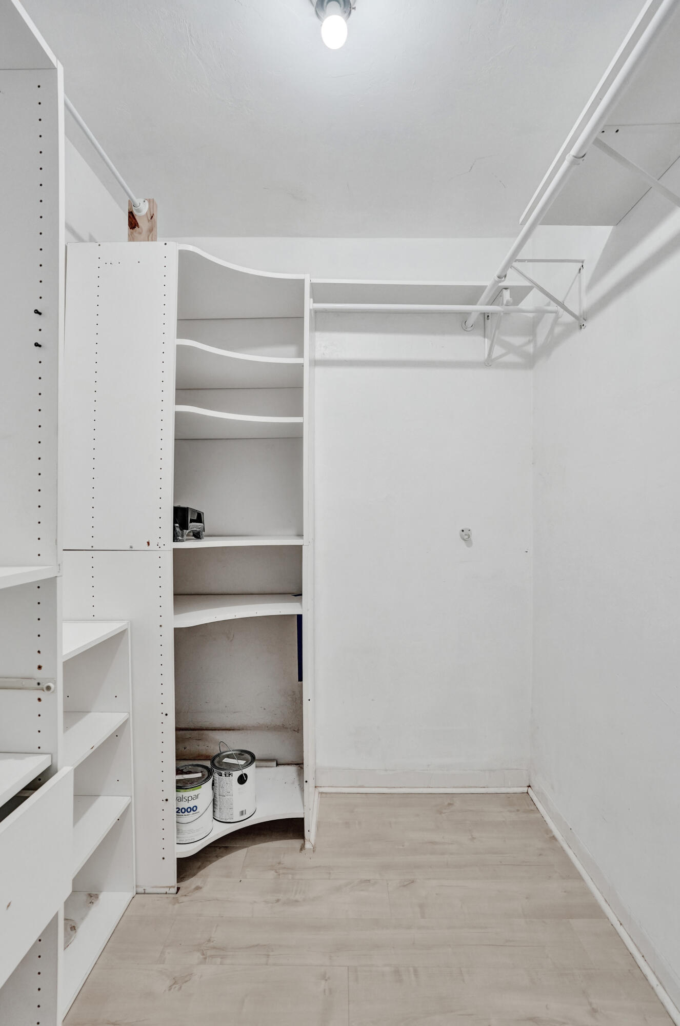 YACHT VIEW CONDO - Residential