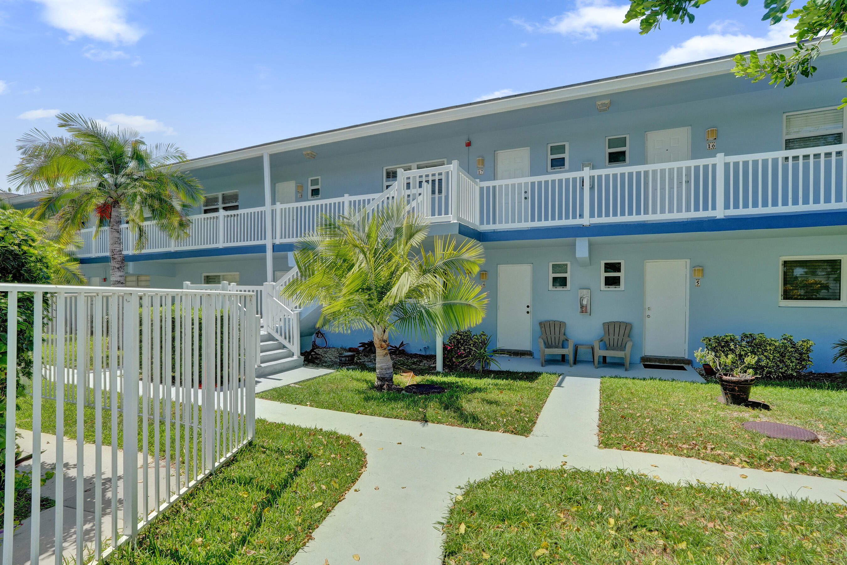 YACHT VIEW CONDO - Residential