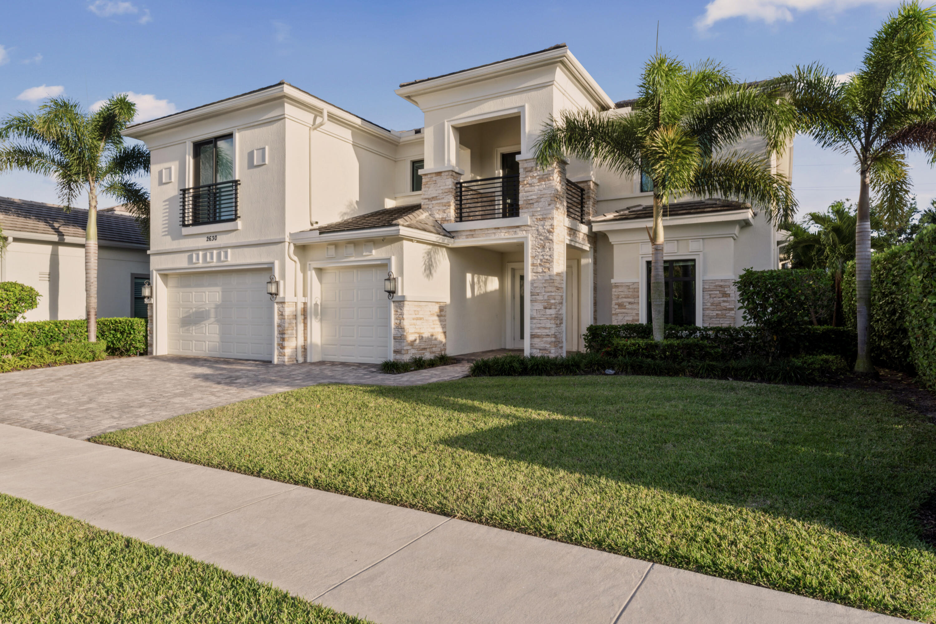 ROYAL PALM POLO PLAT - Residential Lease